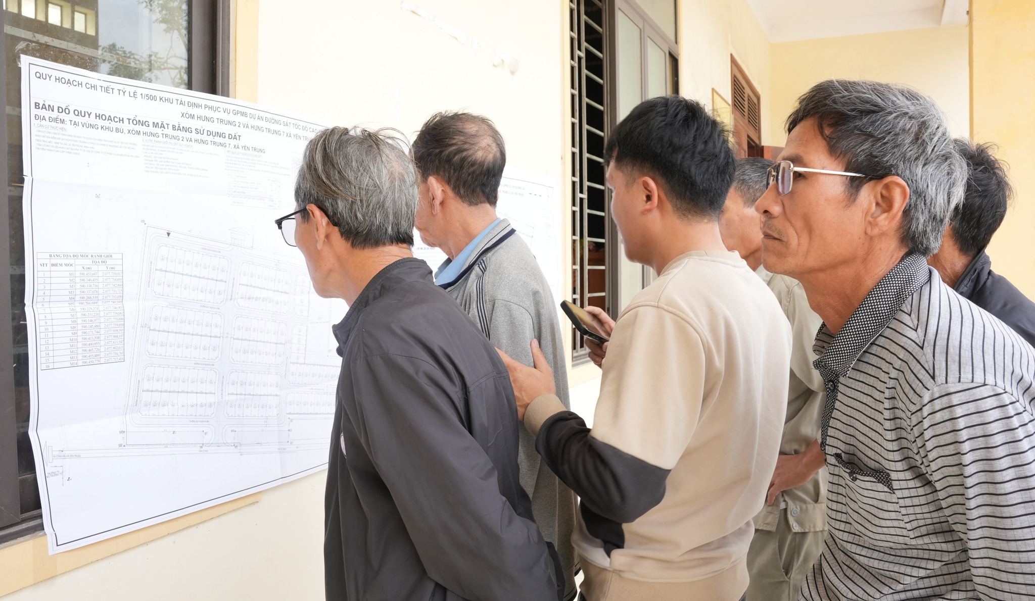 Nghệ An: Đi từng nh&agrave;, gặp từng hộ tuy&ecirc;n truyền GPMB dự &aacute;n đường sắt tốc độ cao- Ảnh 3.