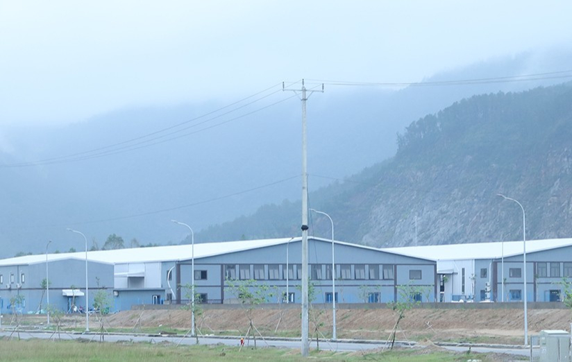 H&agrave; Tĩnh: Ph&aacute;t triển cụm c&ocirc;ng nghiệp nhanh, b&agrave;i to&aacute;n nh&agrave; ở c&ocirc;ng nh&acirc;n ng&agrave;y c&agrave;ng cấp thiết- Ảnh 1.