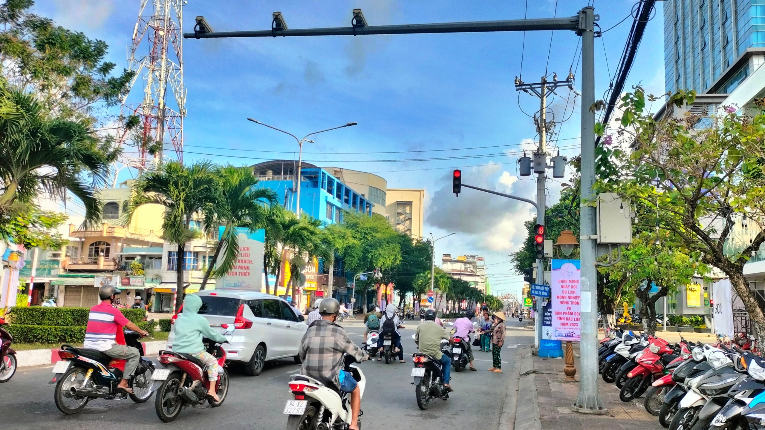 C&agrave; Mau: Ph&aacute;t huy camera gi&aacute;m s&aacute;t, xử l&yacute; nghi&ecirc;m vi phạm giao th&ocirc;ng- Ảnh 1.