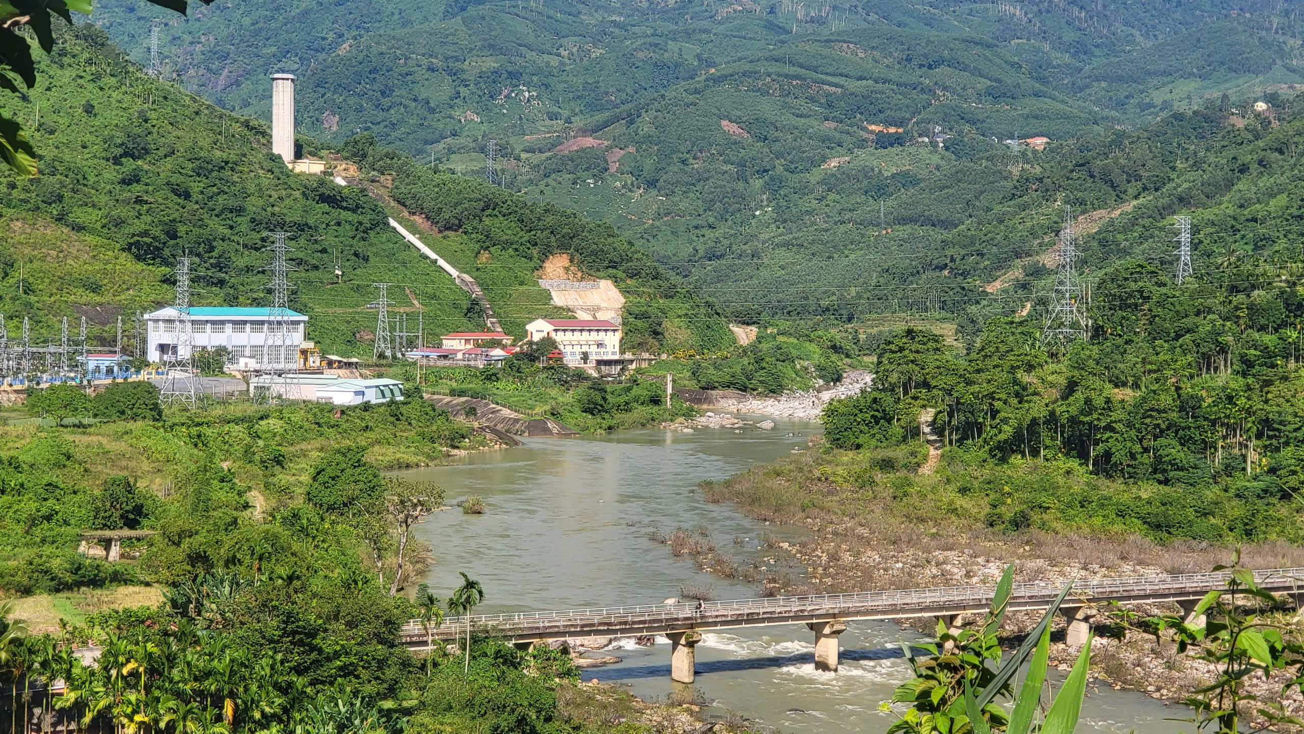 Sau sáp nhập, Quảng Ngãi có bao nhiêu nhà máy thủy điện?- Ảnh 1. Sau sáp nhập, Quảng Ngãi có bao nhiêu nhà máy thủy điện?- Ảnh 1.