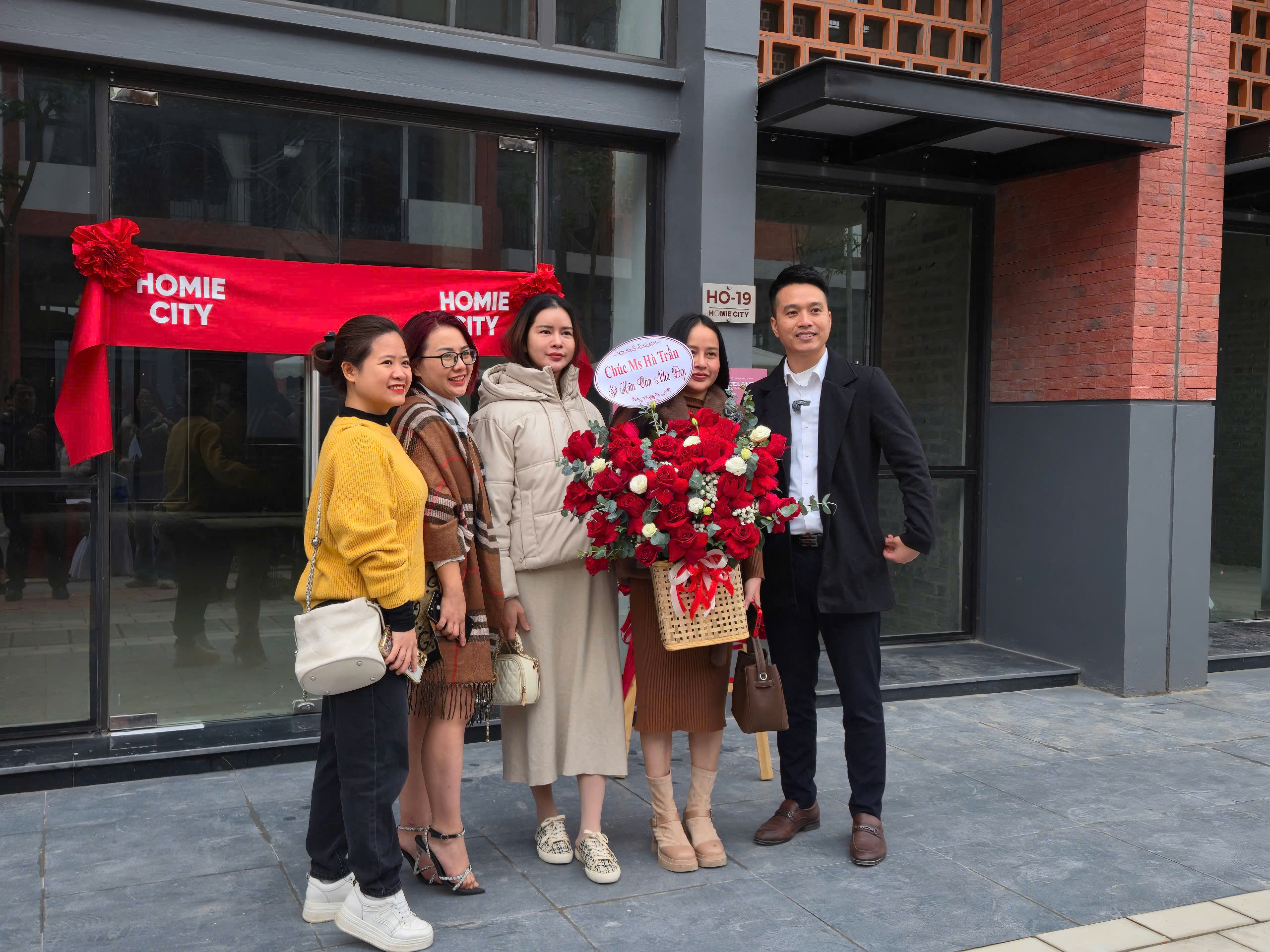 TNG Land chính thức bàn giao nhà phố, khẳng định cam kết chất lượng và tiến độ- Ảnh 11. TNG Land chính thức bàn giao nhà phố, khẳng định cam kết chất lượng và tiến độ- Ảnh 11.