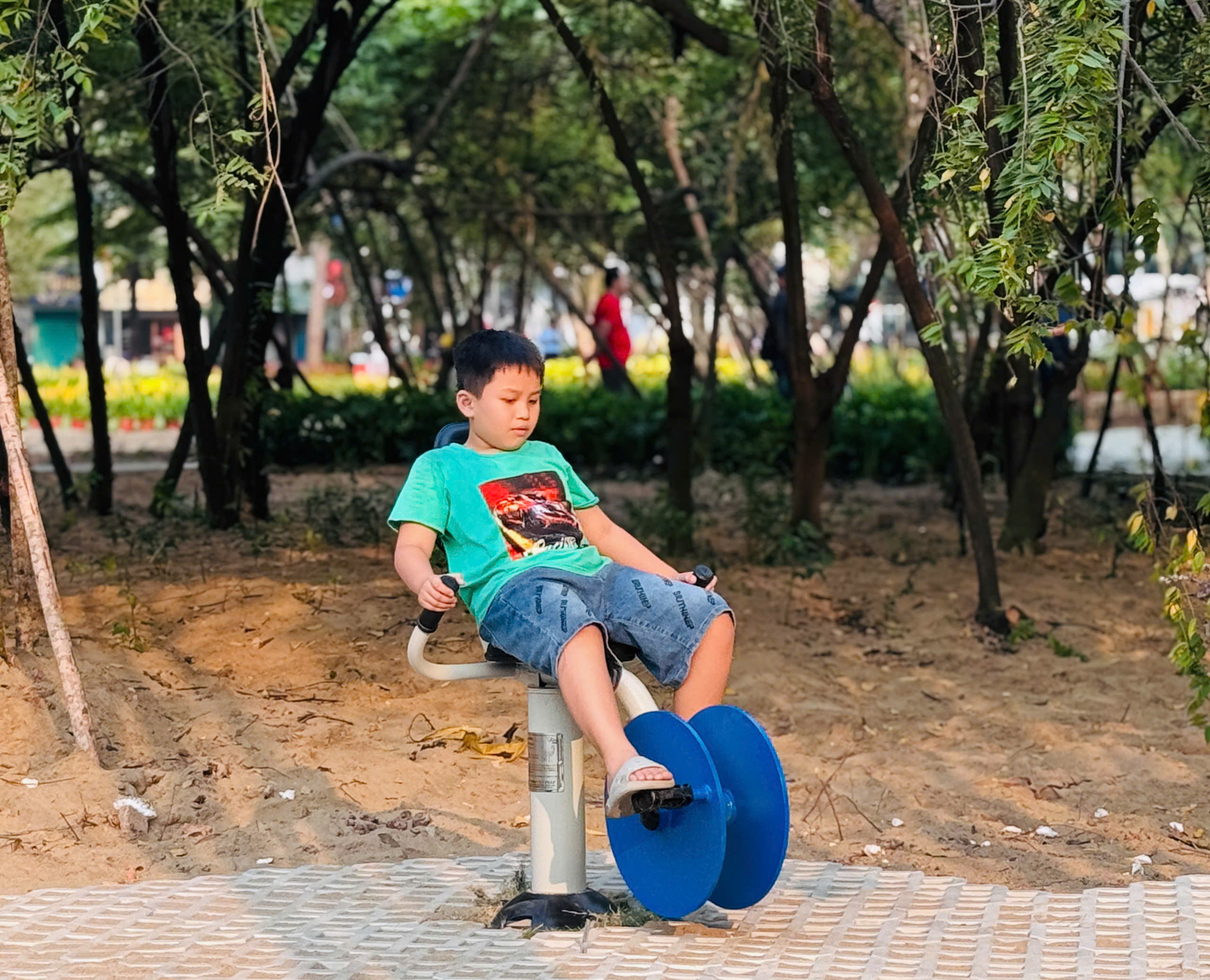 TP.HCM: &ldquo;Đất v&agrave;ng&rdquo; Phan Đ&igrave;nh Ph&ugrave;ng h&oacute;a c&ocirc;ng vi&ecirc;n xanh, phục vụ người d&acirc;n trước Tết- Ảnh 9.