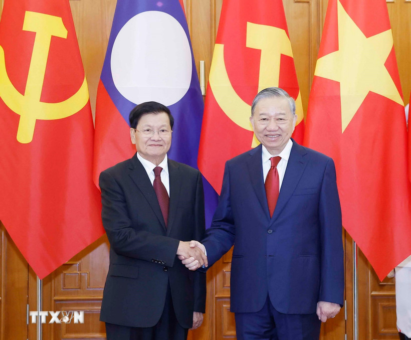 Tổng B&iacute; thư T&ocirc; L&acirc;m hội đ&agrave;m với Tổng B&iacute; thư, Chủ tịch nước L&agrave;o Thongloun Sisoulith- Ảnh 1.