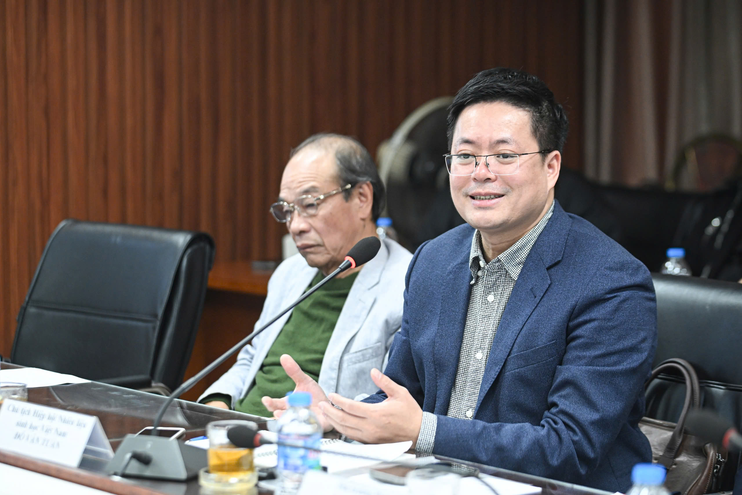 Chuyên gia: Cần chính sách đồng bộ để tránh "lệch pha" giữa phát triển xe điện và xăng E10- Ảnh 1. Chuyên gia: Cần chính sách đồng bộ để tránh "lệch pha" giữa phát triển xe điện và xăng E10- Ảnh 1.