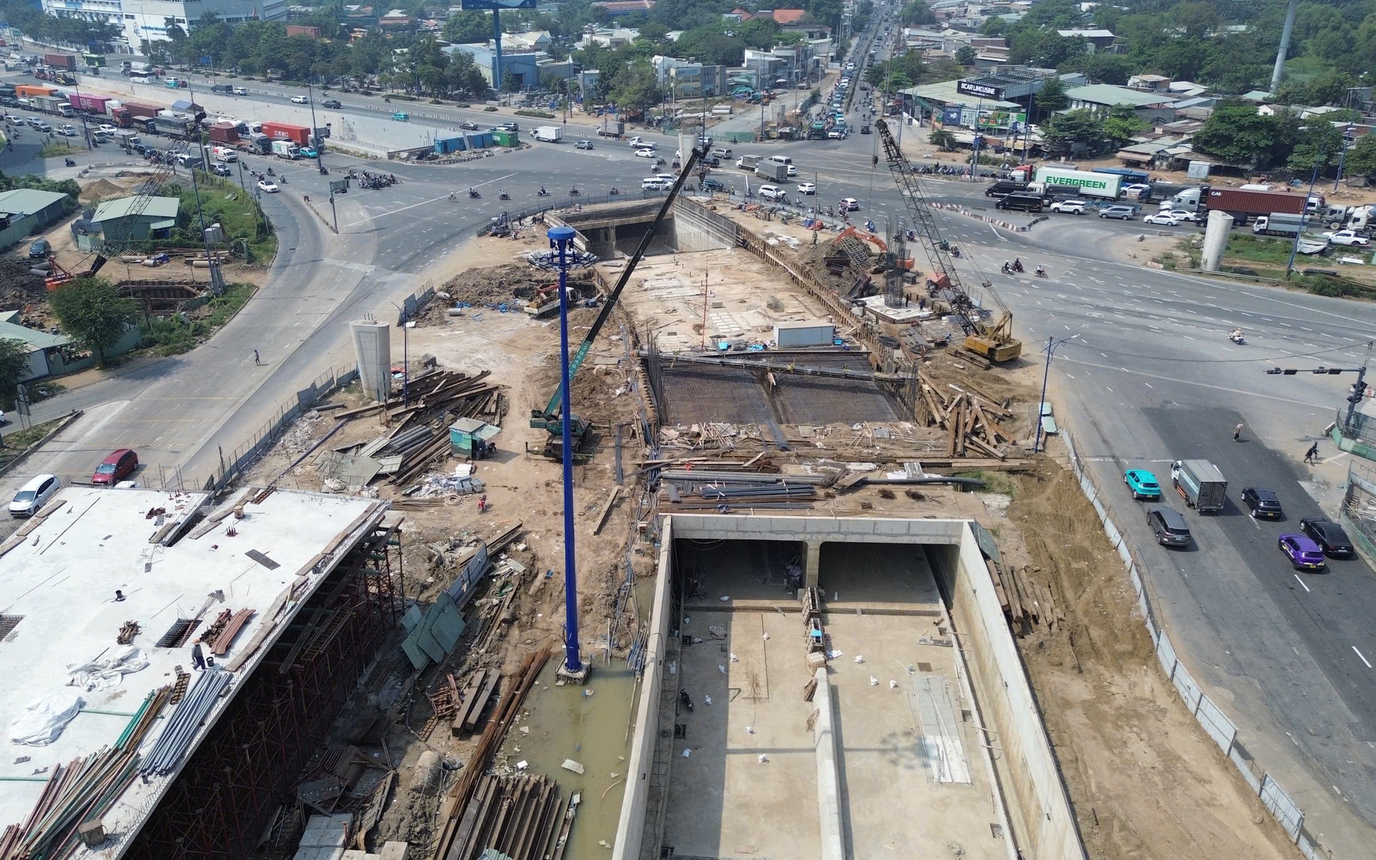 Cận cảnh hầm chui An Ph&uacute; trước ng&agrave;y th&ocirc;ng xe, kỳ vọng giảm &ugrave;n tắc cửa ng&otilde; ph&iacute;a Đ&ocirc;ng TP.HCM