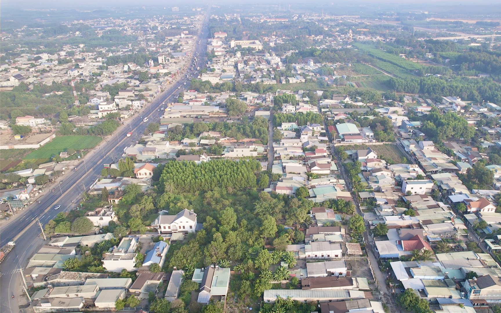 Đồng Nai tìm cơ chế đột phá tháo nút thắt quy hoạch đô thị trong giai đoạn chuyển tiếp- Ảnh 4. Đồng Nai chốt mốc trước 1/3 hoàn thành điều chỉnh tổng thể quy hoạch tỉnh