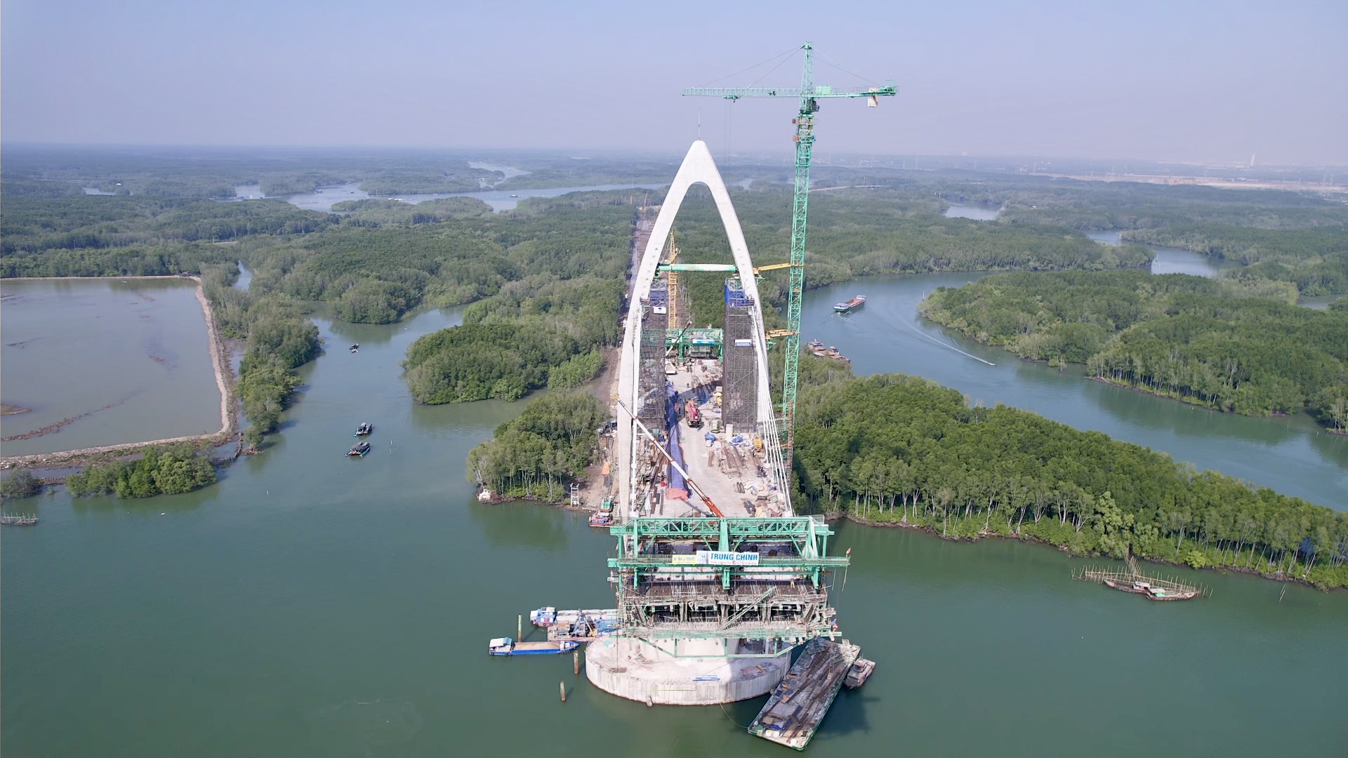 Cầu Phước An có nhịp chính dài nhất Đông Nam Á: Tháng 6 hợp long biên, sớm hơn kế hoạch- Ảnh 15. Cầu Phước An có nhịp chính dài nhất Đông Nam Á: Tháng 6 hợp long biên, sớm hơn kế hoạch- Ảnh 15.