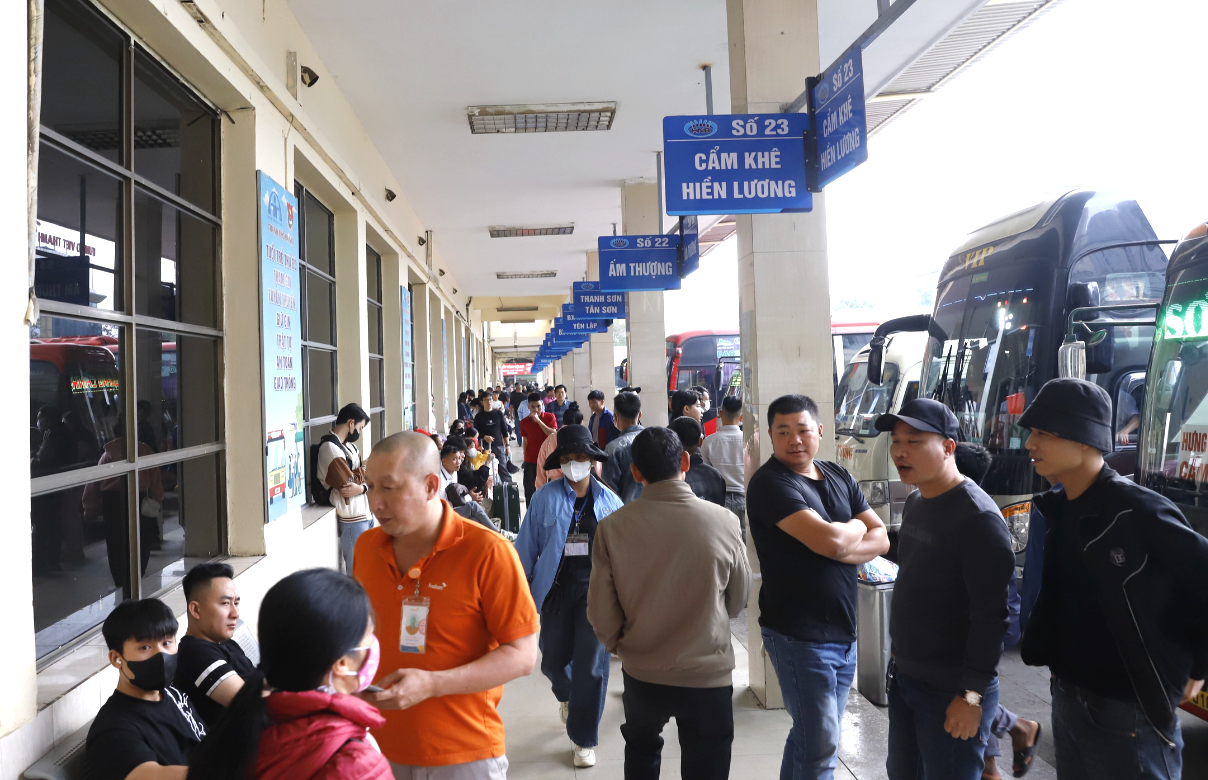 Doanh nghiệp, bến xe sẵn s&agrave;ng phương &aacute;n vận tải kh&aacute;ch cao điểm Tết- Ảnh 2.