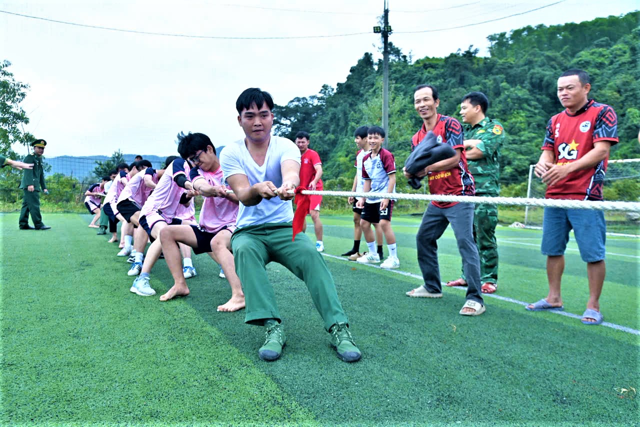 Huế: Tết thắm tình quân dân, xuân biên cương hải đảo- Ảnh 2. Huế: Tết thắm tình quân dân, xuân biên cương hải đảo- Ảnh 2.