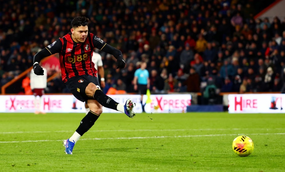 Đ&aacute;nh bại Bournemouth, Arsenal x&acirc;y chắc ng&ocirc;i đầu bảng- Ảnh 1.