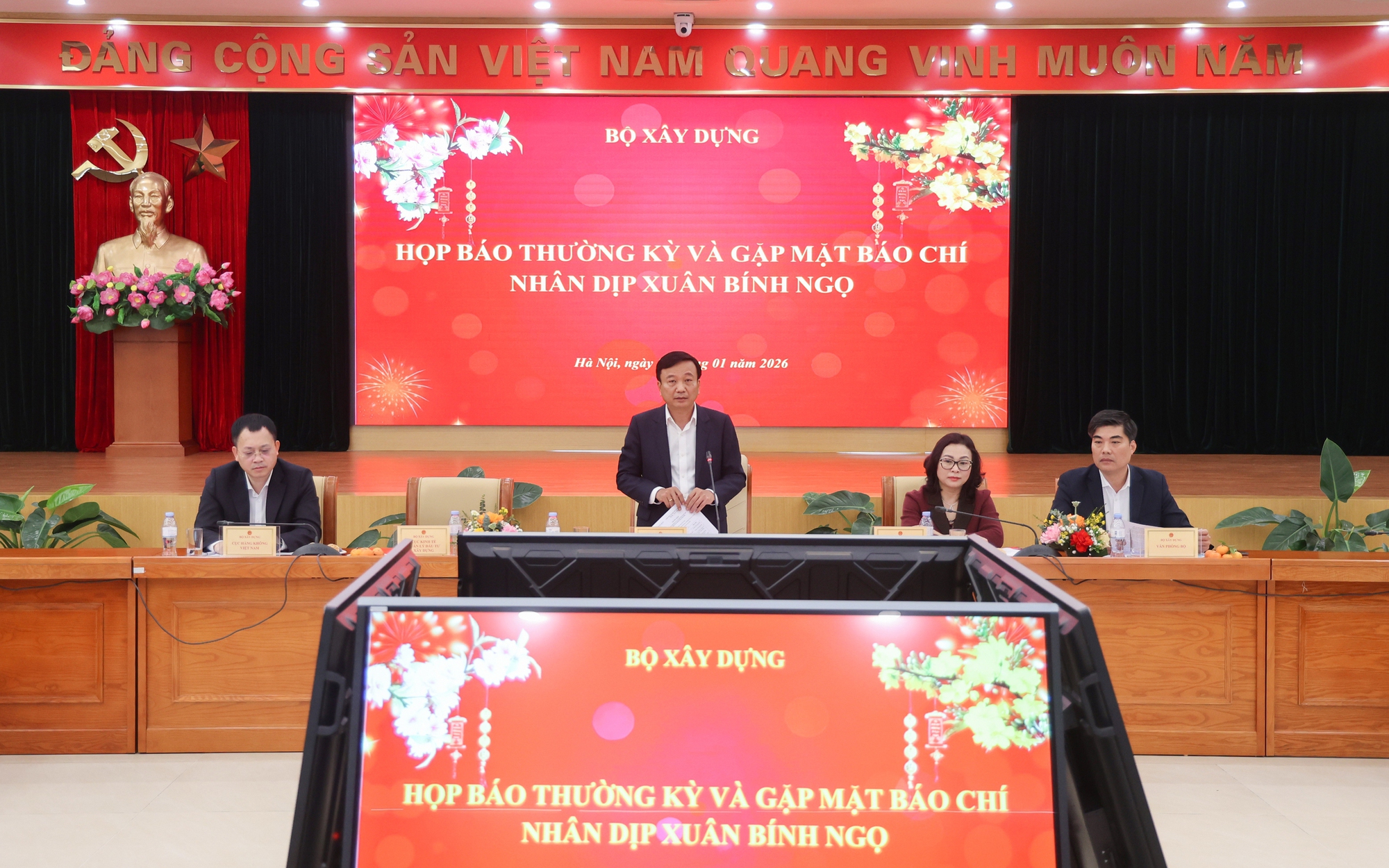 Ban Thường vụ Đảng ủy Bộ Xây dựng cho ý kiến về hai dự án đường sắt quan trọng quốc gia- Ảnh 2. Ban Thường vụ Đảng ủy Bộ Xây dựng cho ý kiến về hai dự án đường sắt quan trọng quốc gia- Ảnh 2.