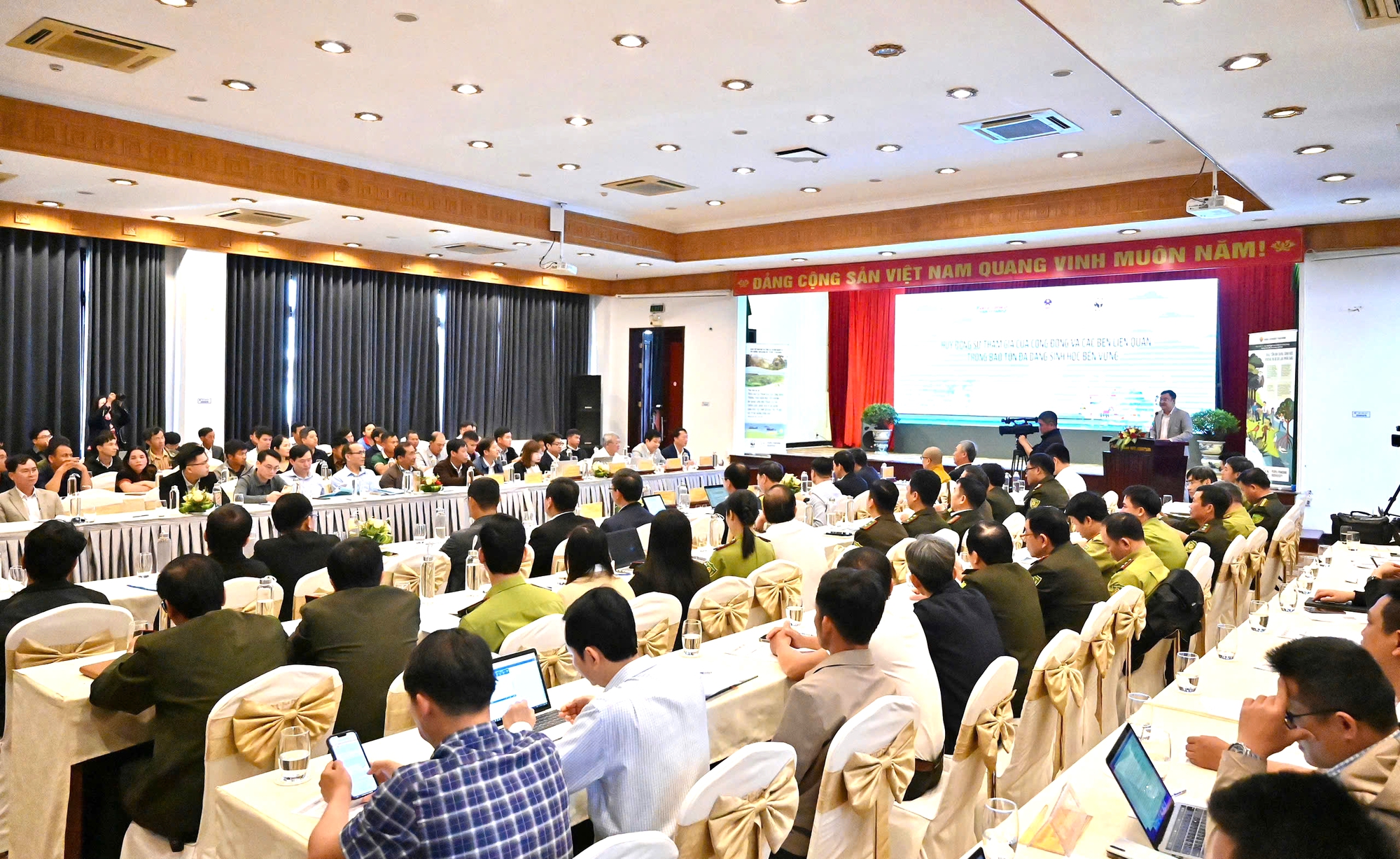 Huế: Lan tỏa th&ocirc;ng điệp bảo tồn thi&ecirc;n nhi&ecirc;n l&agrave; tr&aacute;ch nhiệm của cộng đồng- Ảnh 1.