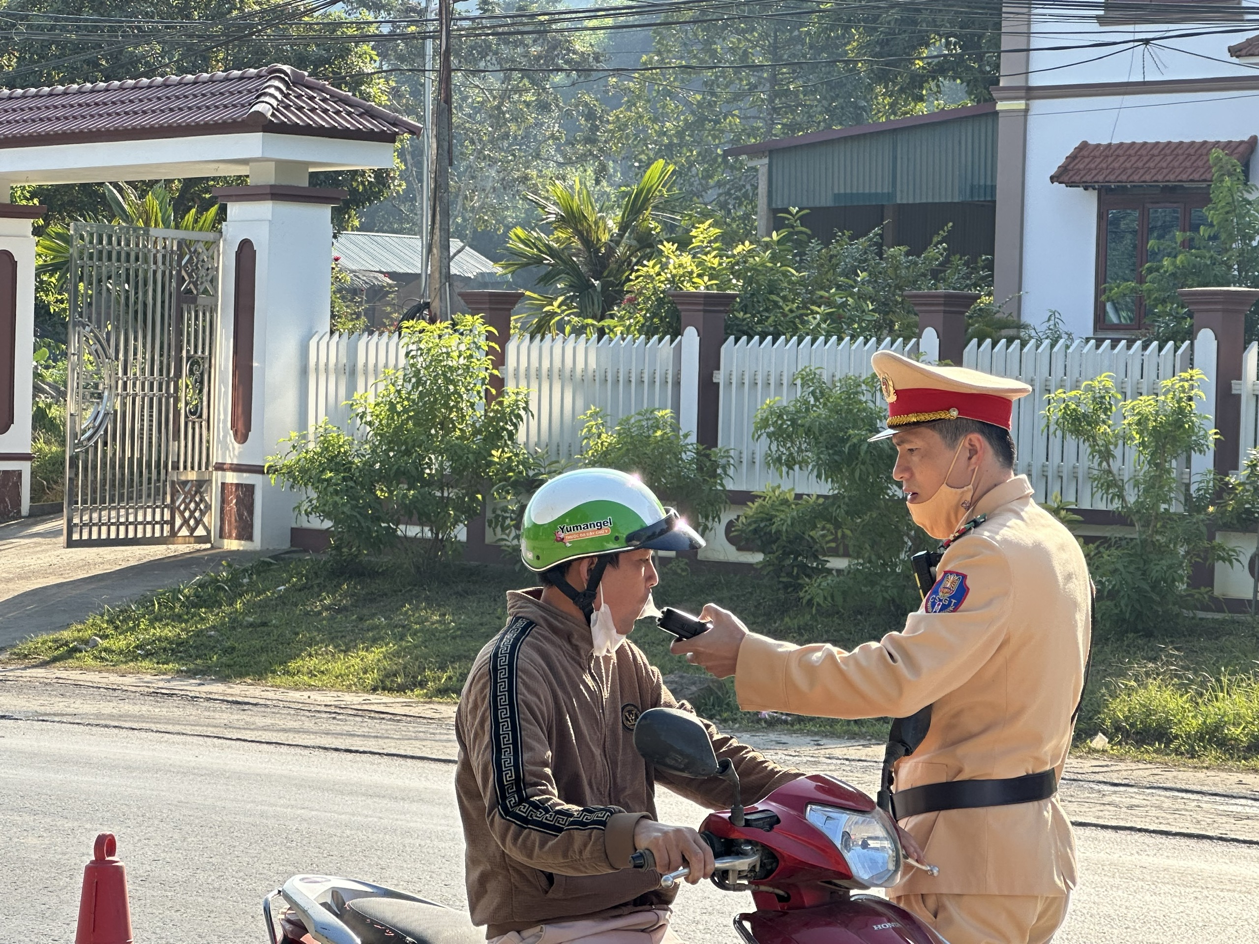 Tuy&ecirc;n Quang: Đồng bộ nhiều giải ph&aacute;p bảo đảm trật tự an to&agrave;n giao th&ocirc;ng dịp cuối năm- Ảnh 3.