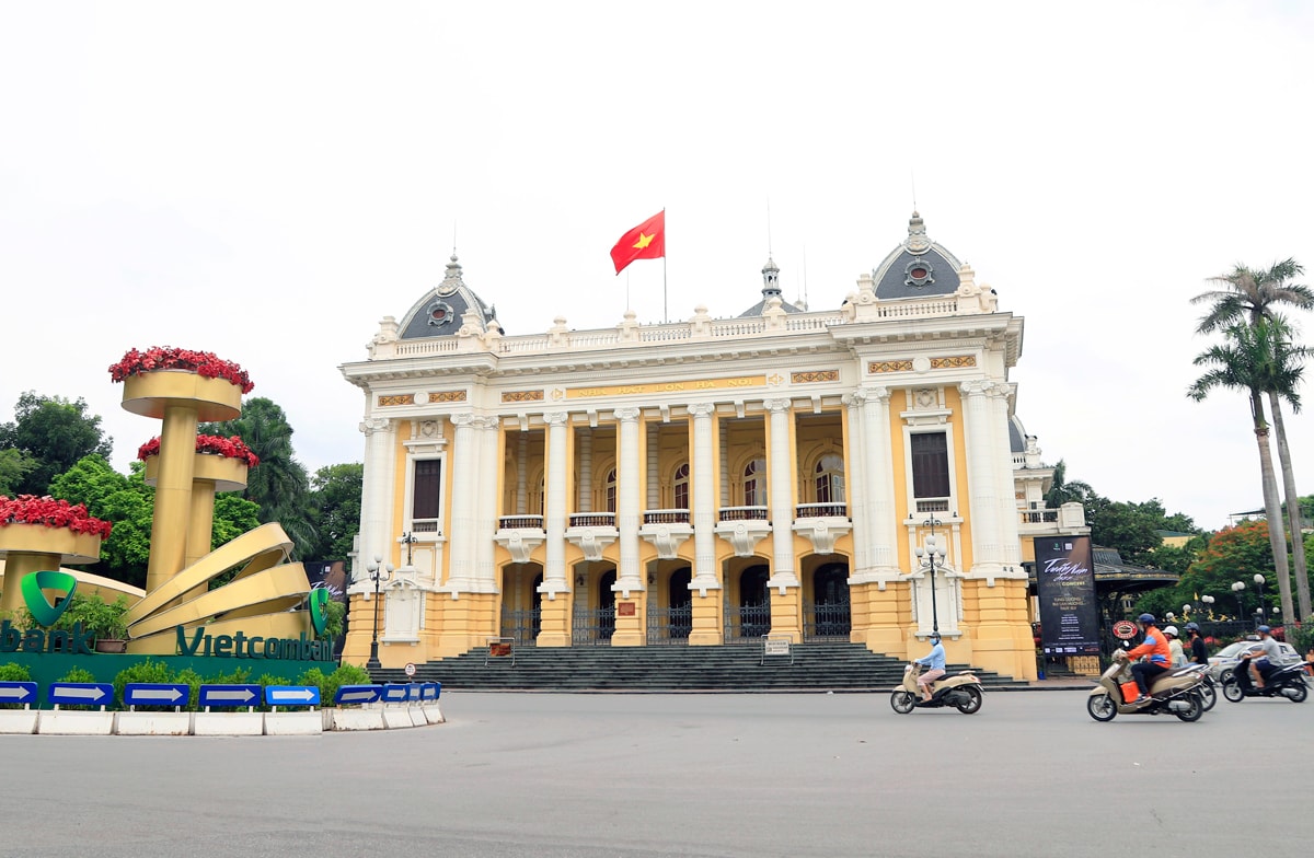 H&agrave; Nội: Tạm cấm xe tr&ecirc;n nhiều tuyến phố phục vụ chương tr&igrave;nh ch&agrave;o năm mới 2026- Ảnh 1.