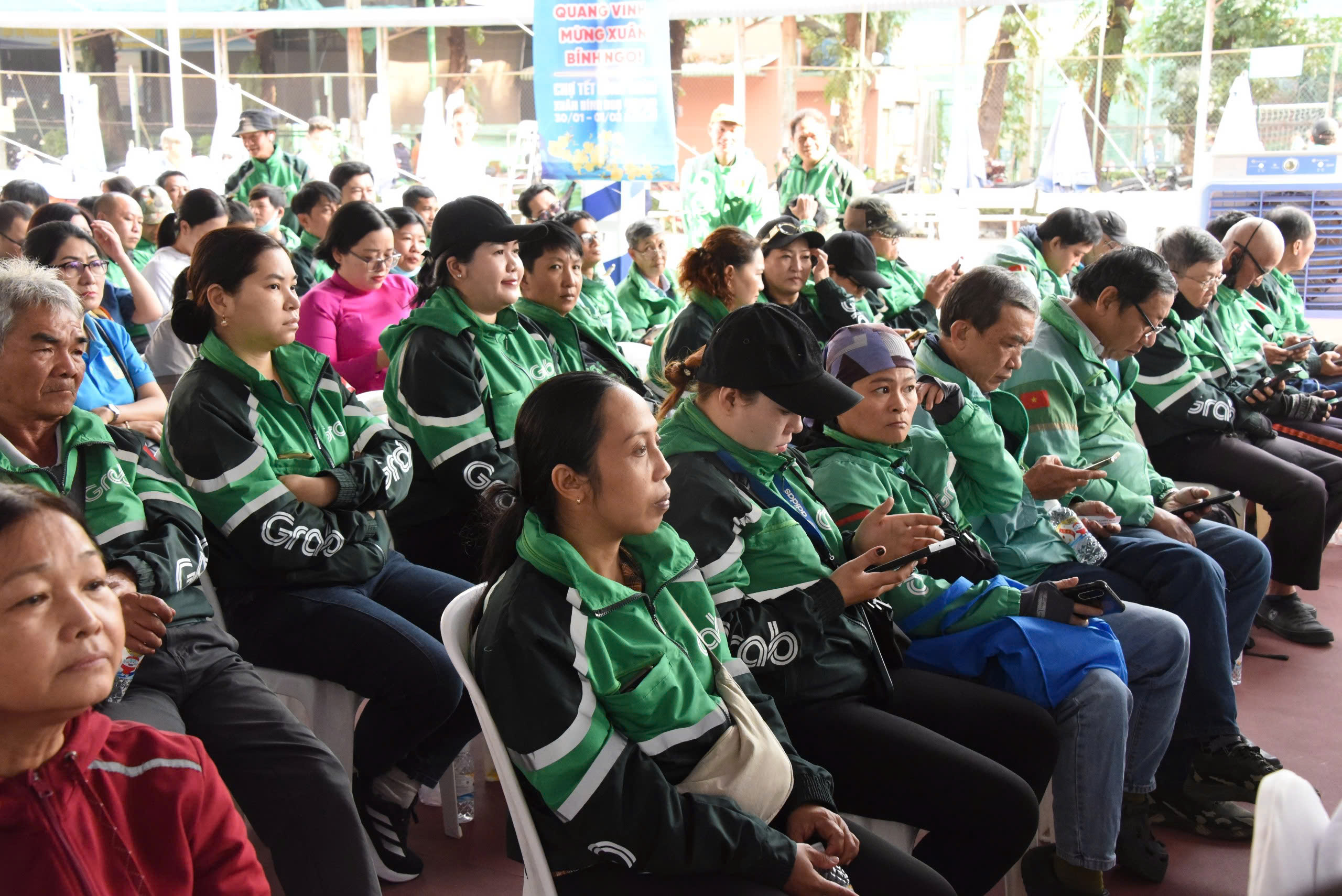 TP.HCM chuẩn bị nguồn lực chăm lo Tết cho người d&acirc;n- Ảnh 1.