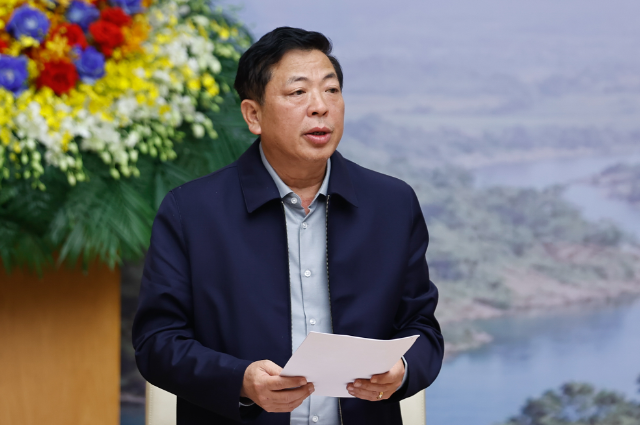 PM chairs 23rd steering committee meeting on key national transport projects- Ảnh 1.