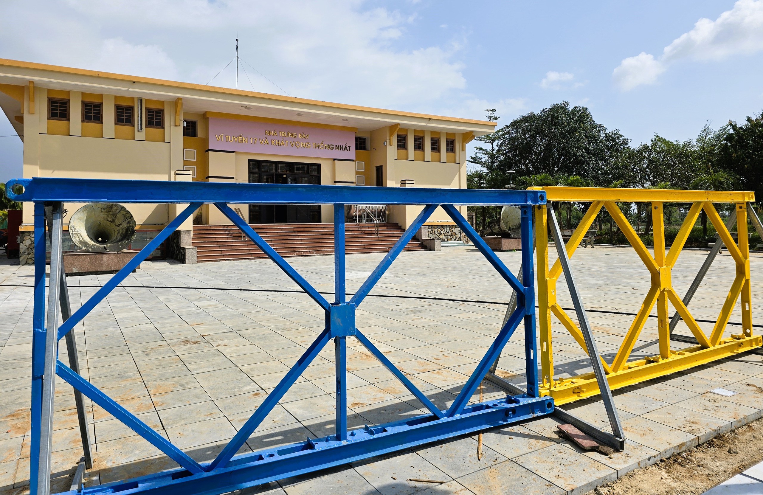 C&ocirc;ng tr&igrave;nh tu bổ cầu Hiền Lương thi c&ocirc;ng xuy&ecirc;n lễ, chạy nước r&uacute;t về đ&iacute;ch- Ảnh 12.