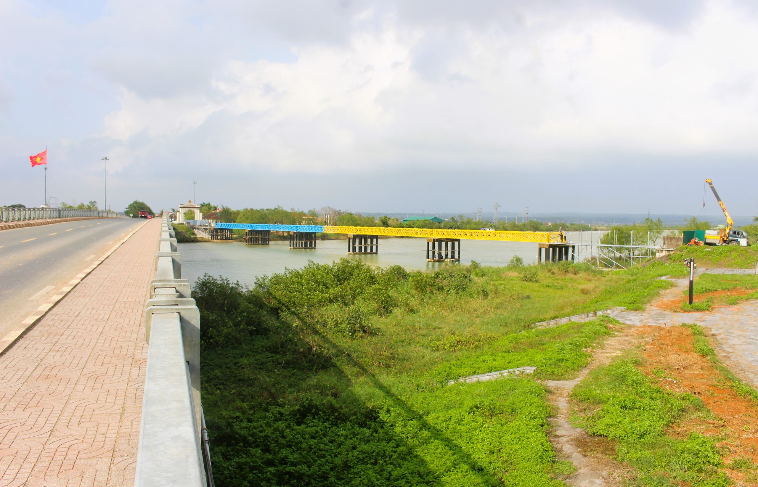 C&ocirc;ng tr&igrave;nh tu bổ cầu Hiền Lương thi c&ocirc;ng xuy&ecirc;n lễ, chạy nước r&uacute;t về đ&iacute;ch- Ảnh 13.