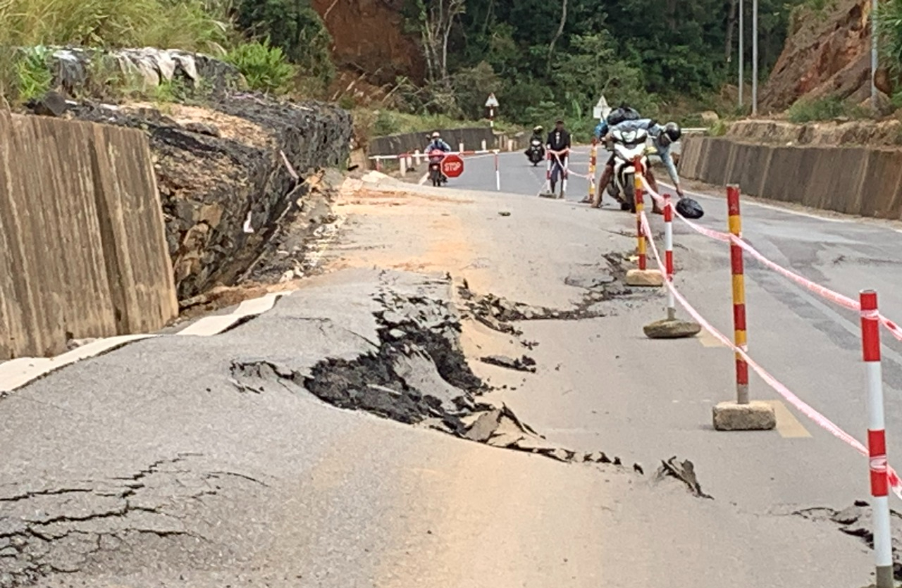 Quảng Ng&atilde;i tr&igrave;nh phương &aacute;n đầu tư ho&agrave;n thiện QL24 vốn ngh&igrave;n tỷ- Ảnh 3.