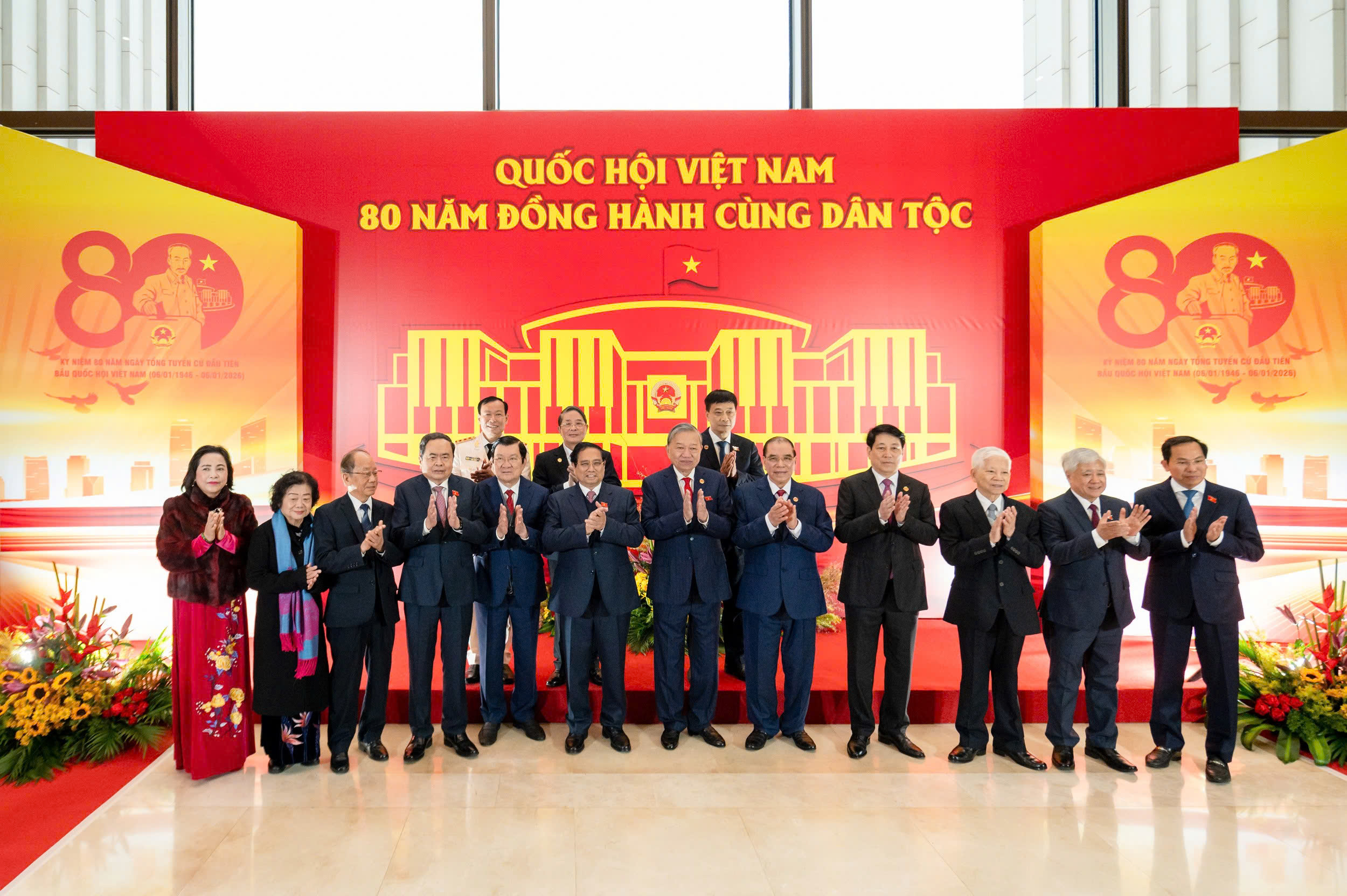 Trong hoàn cảnh nào, Quốc hội đều xứng đáng là cơ quan đại biểu cao nhất của nhân dân- Ảnh 7. Trong hoàn cảnh nào, Quốc hội đều xứng đáng là cơ quan đại biểu cao nhất của nhân dân- Ảnh 7.