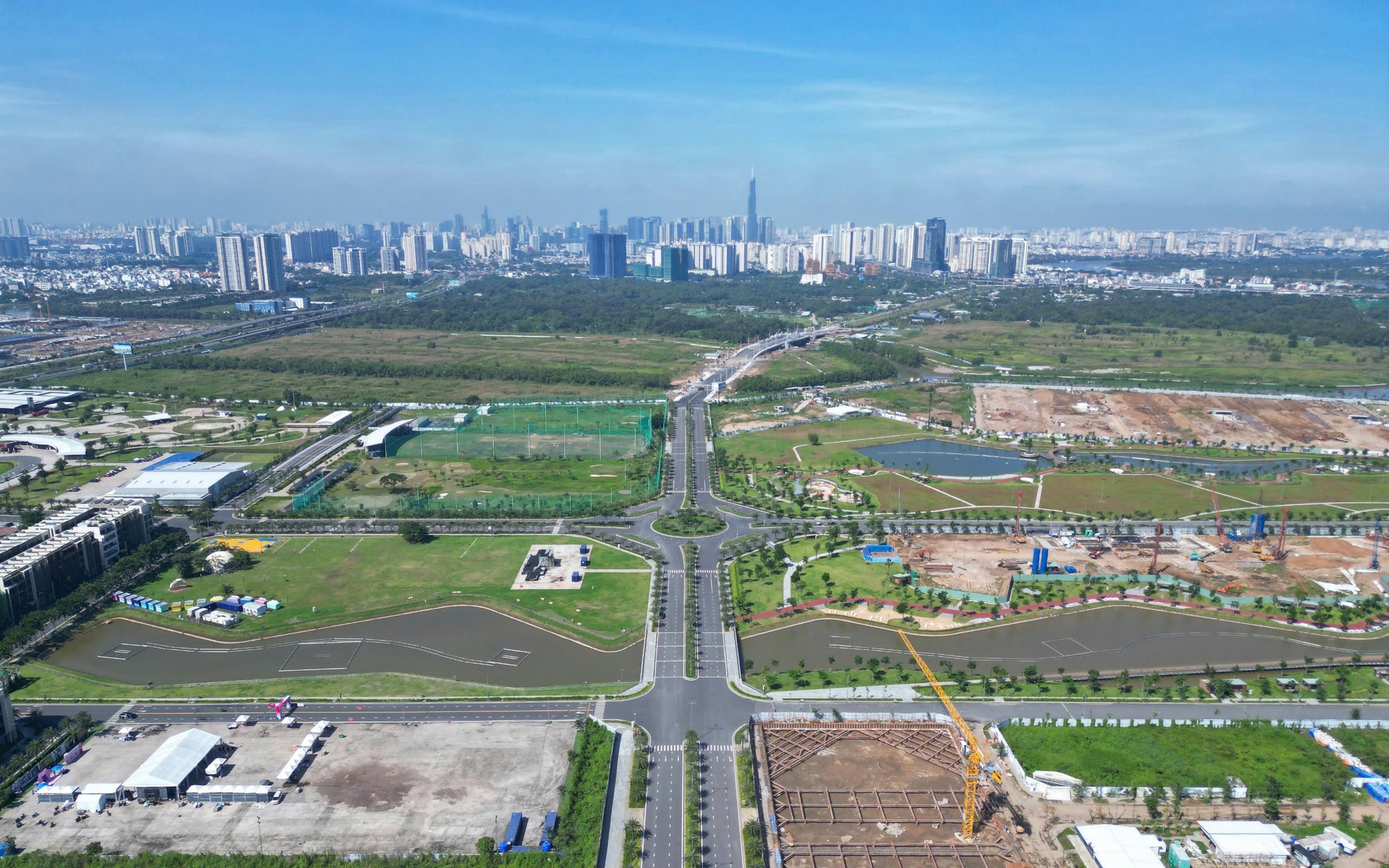 To&agrave;n cảnh c&aacute;c si&ecirc;u dự &aacute;n sắp khởi c&ocirc;ng tại TP.HCM ng&agrave;y 15/1