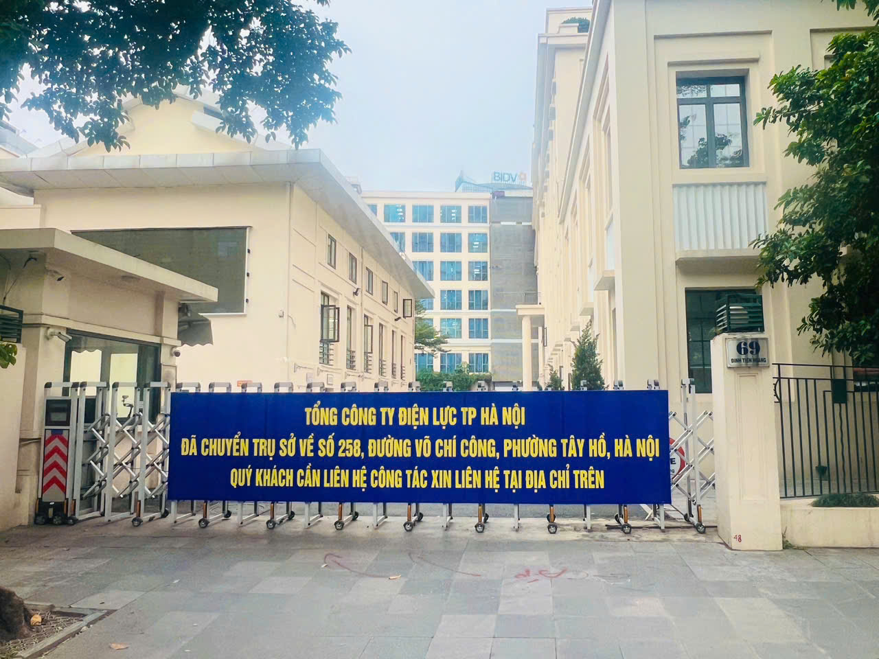 H&agrave; Nội: Người d&acirc;n hối hả di dời, b&agrave;n giao mặt bằng l&agrave;m quảng trường ph&iacute;a Đ&ocirc;ng hồ Ho&agrave;n Kiếm- Ảnh 15.