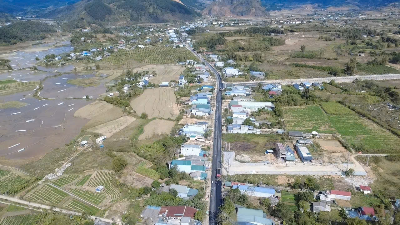 Lai Ch&acirc;u tăng tốc sửa chữa quốc lộ 32, bảo đảm giao th&ocirc;ng dịp Tết Nguy&ecirc;n đ&aacute;n- Ảnh 10.