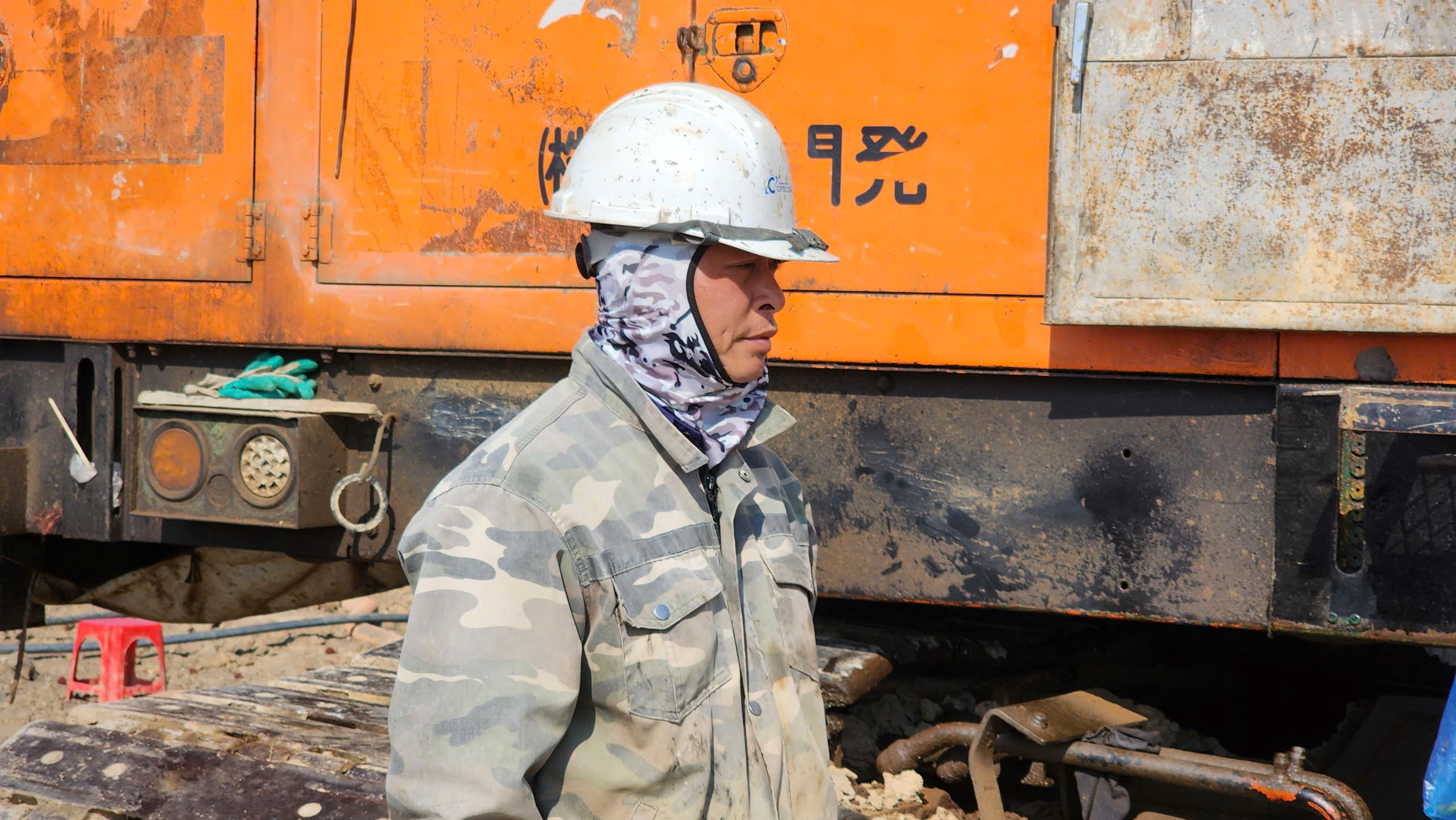 H&agrave;ng ngh&igrave;n c&ocirc;ng nh&acirc;n, m&aacute;y m&oacute;c miệt m&agrave;i &ldquo;chạy đua&rdquo; tiến độ dự &aacute;n s&acirc;n bay Gia B&igrave;nh- Ảnh 19.