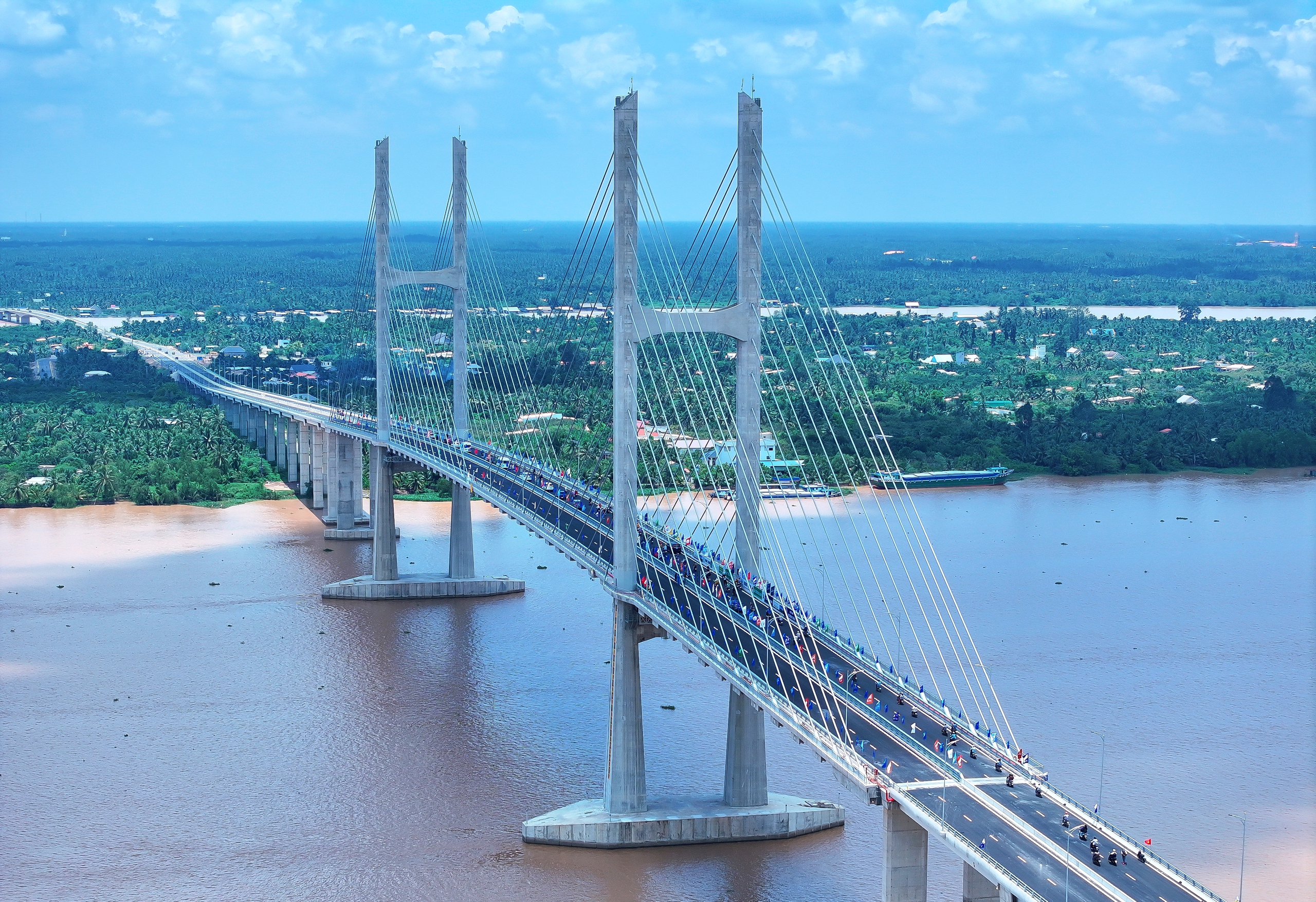 Trung Nam Group thoát lỗ, khẳng định năm 2026 xử lý xong nợ xấu, sẵn sàng tăng tốc- Ảnh 3. Trung Nam Group thoát lỗ, khẳng định năm 2026 xử lý xong nợ xấu, sẵn sàng tăng tốc- Ảnh 3.