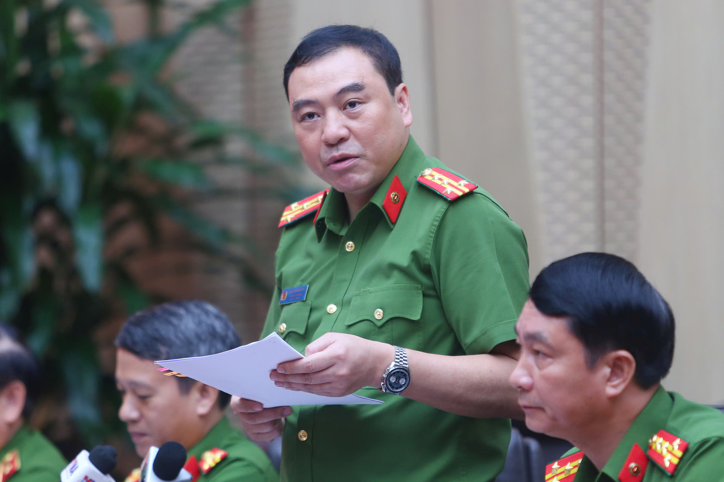 Vụ &aacute;n li&ecirc;n quan cựu Thứ trưởng Trần Văn Thuấn: Thu hồi hơn 260.000 USD v&agrave; 118 tỷ đồng- Ảnh 1.