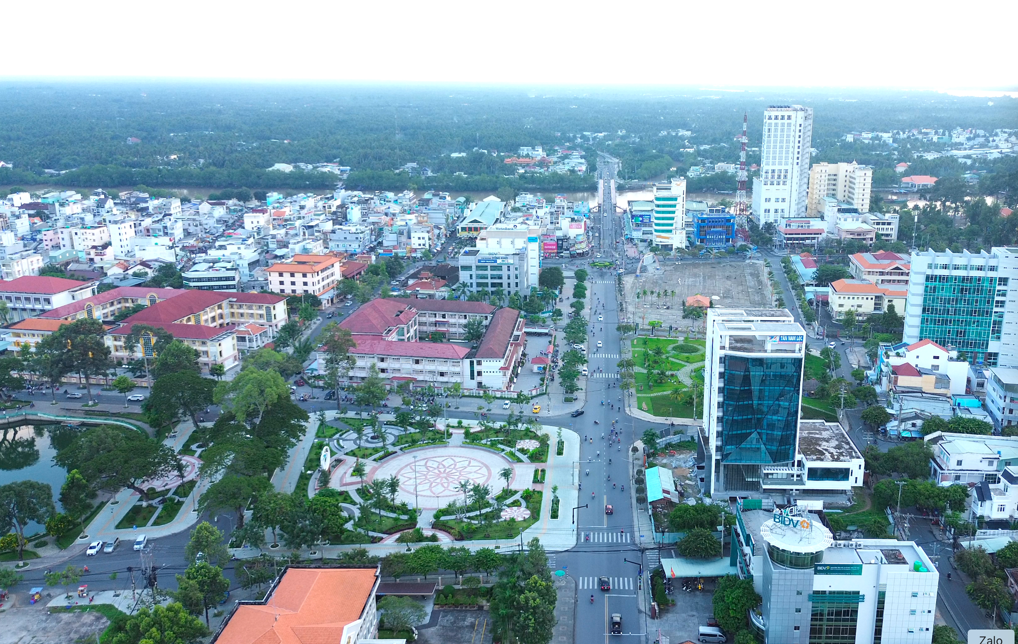 Vĩnh Long quyết liệt tăng tốc giải ng&acirc;n vốn đầu tư c&ocirc;ng - Ảnh 1.