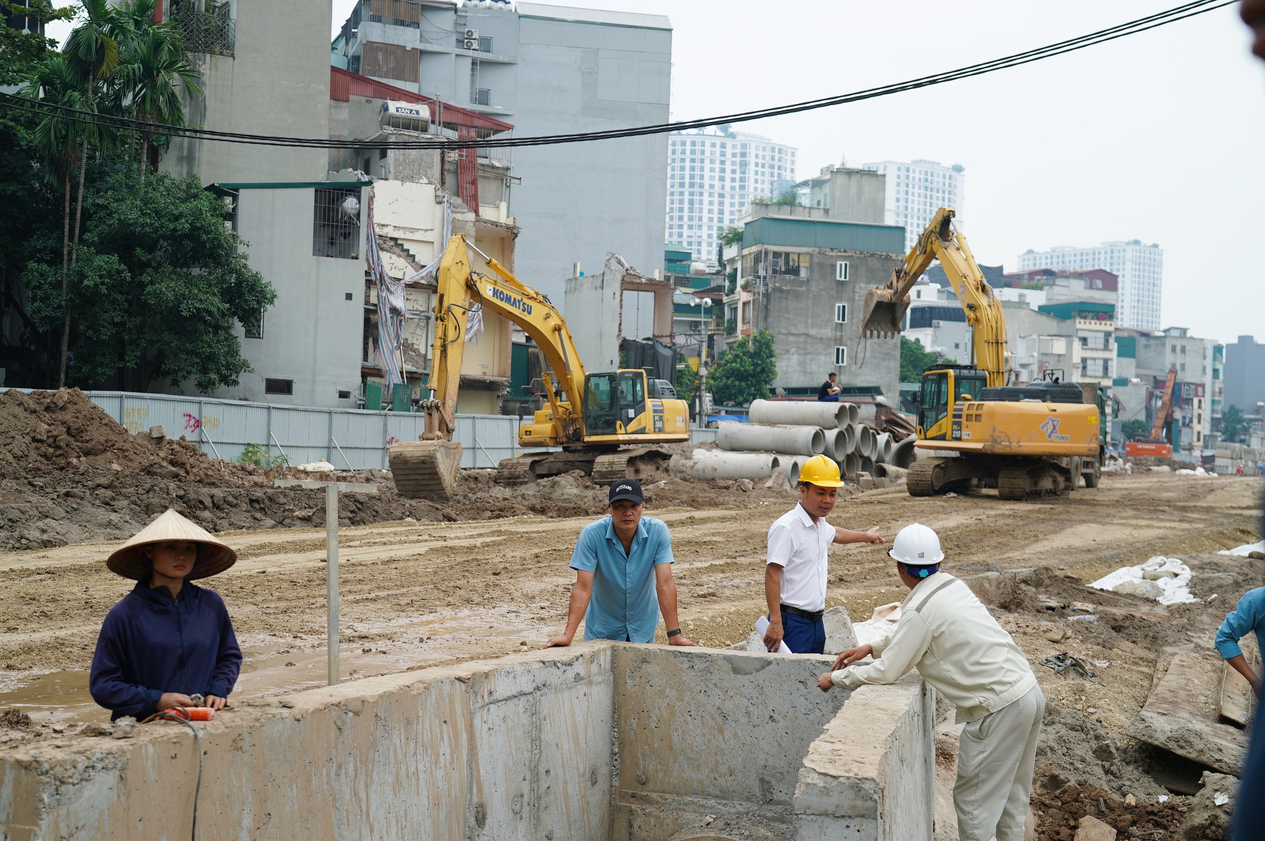 H&agrave; Nội: Ng&agrave;y đầu th&ocirc;ng xe kỹ thuật 4 đoạn V&agrave;nh đai 2,5- Ảnh 19.
