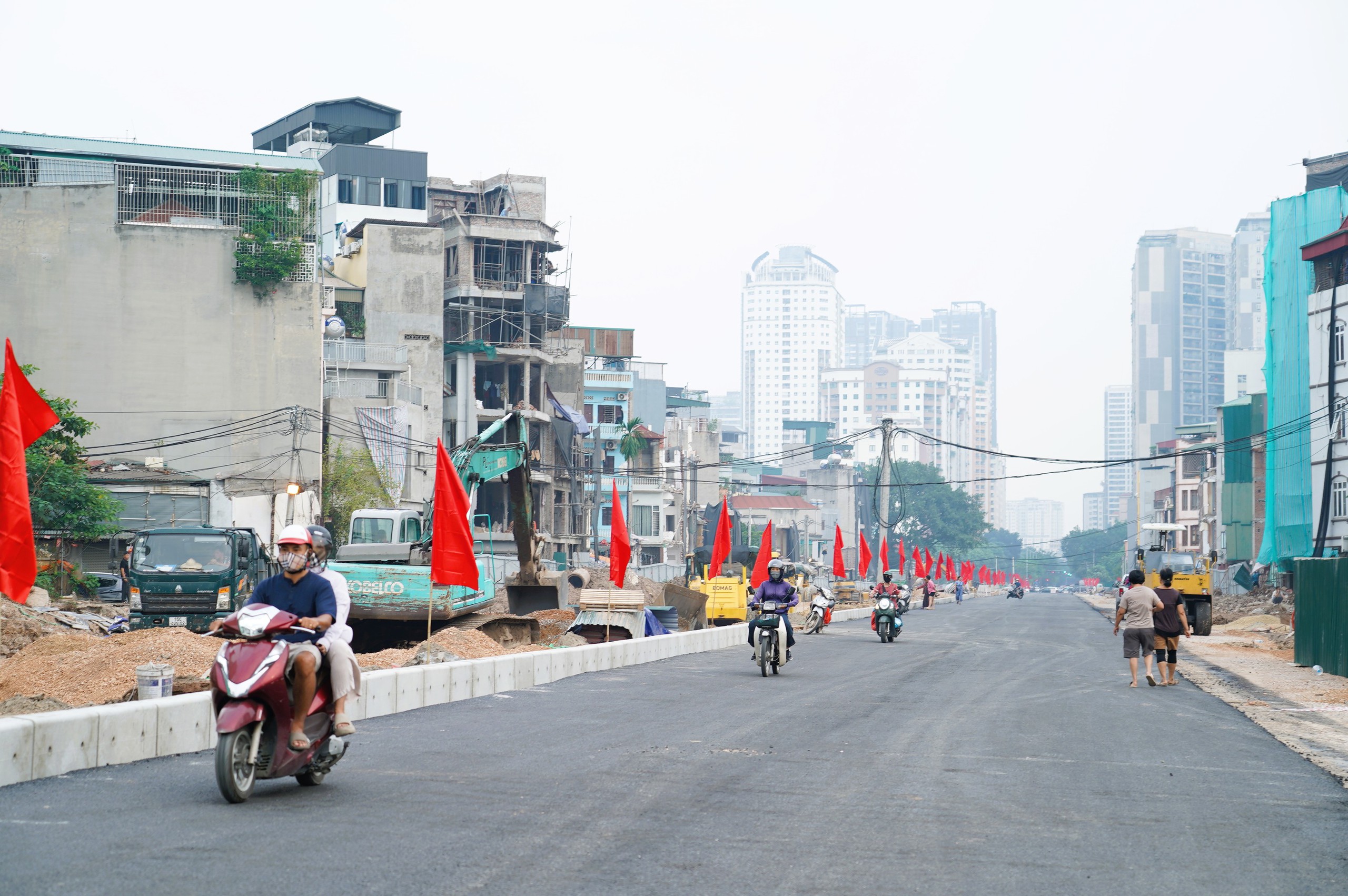 H&agrave; Nội: Ng&agrave;y đầu th&ocirc;ng xe kỹ thuật 4 đoạn V&agrave;nh đai 2,5- Ảnh 17.