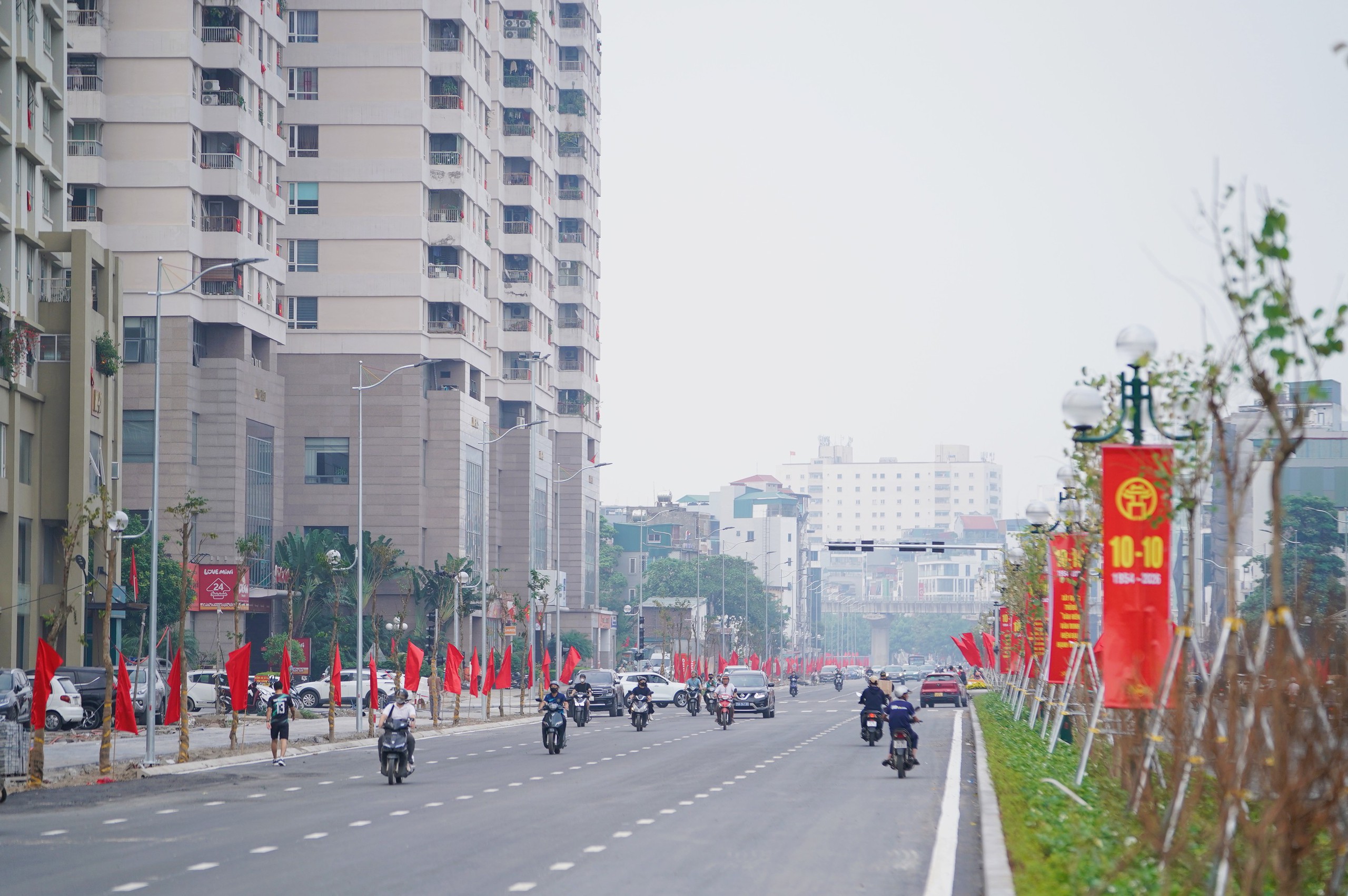 H&agrave; Nội: Ng&agrave;y đầu th&ocirc;ng xe kỹ thuật 4 đoạn V&agrave;nh đai 2,5- Ảnh 1.