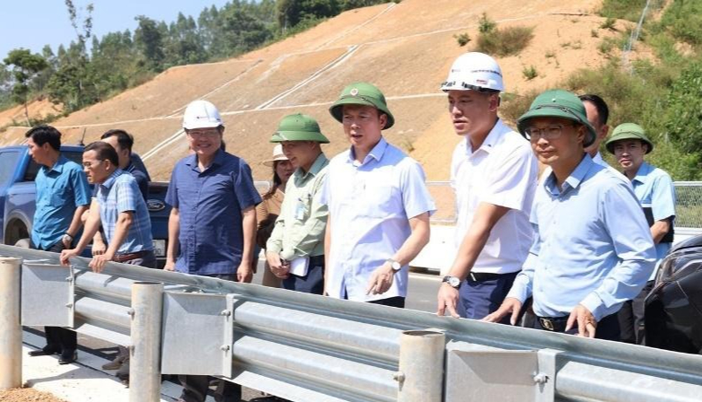 B&agrave;n giao to&agrave;n bộ mặt bằng cao tốc Hữu Nghị - Chi Lăng trước ng&agrave;y 31/10- Ảnh 2.