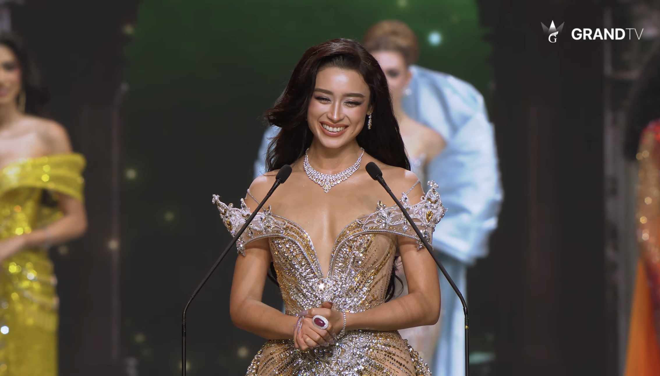 Emoura Phạm đăng quang &Aacute; hậu 4 Miss Grand International 2026 - Ảnh 2.