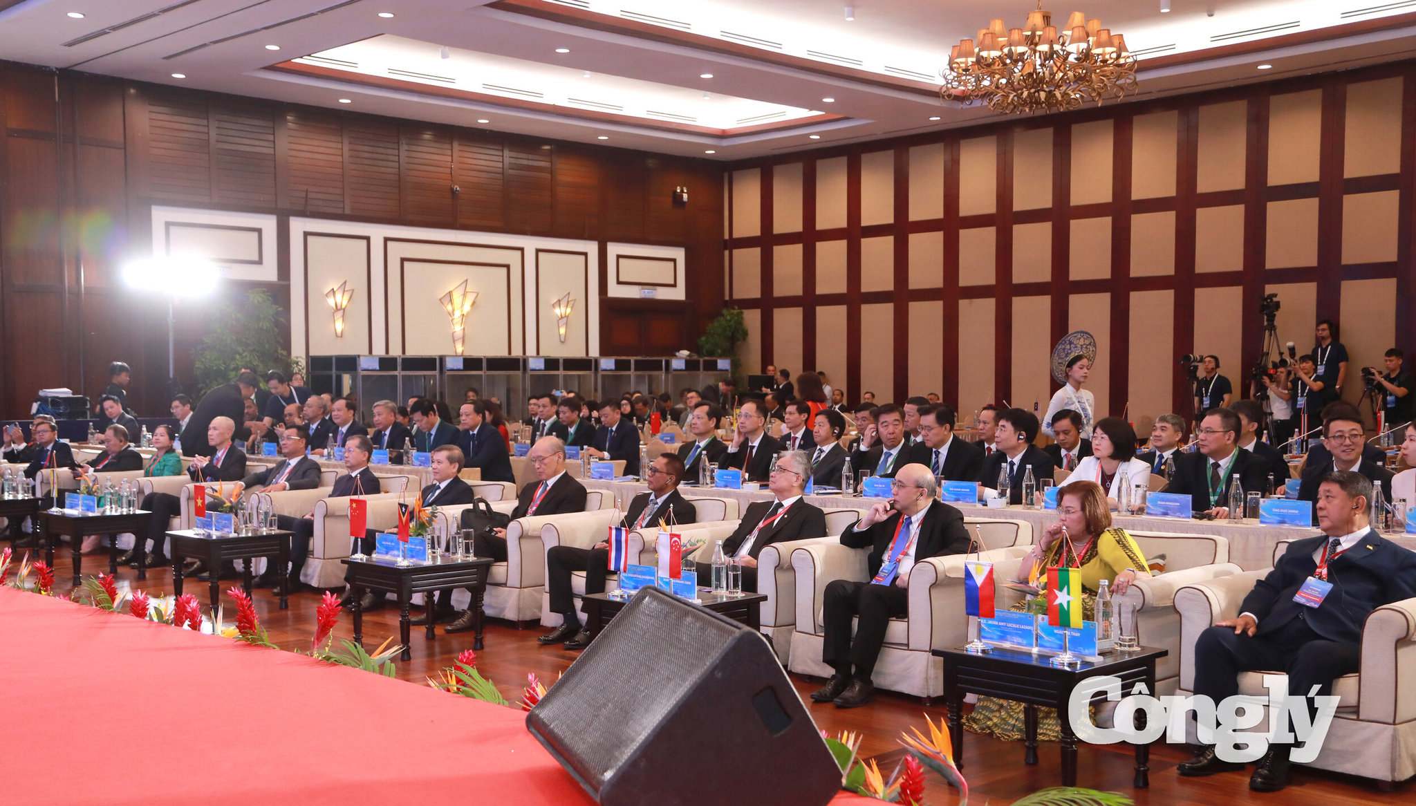 KHAI MẠC DIỄN Đ&Agrave;N TƯ PH&Aacute;P ASEAN &ndash; TRUNG QUỐC LẦN THỨ TƯ: TĂNG CƯỜNG KẾT NỐI, HƯỚNG TỚI NỀN TƯ PH&Aacute;P HIỆN ĐẠI - Ảnh 6.