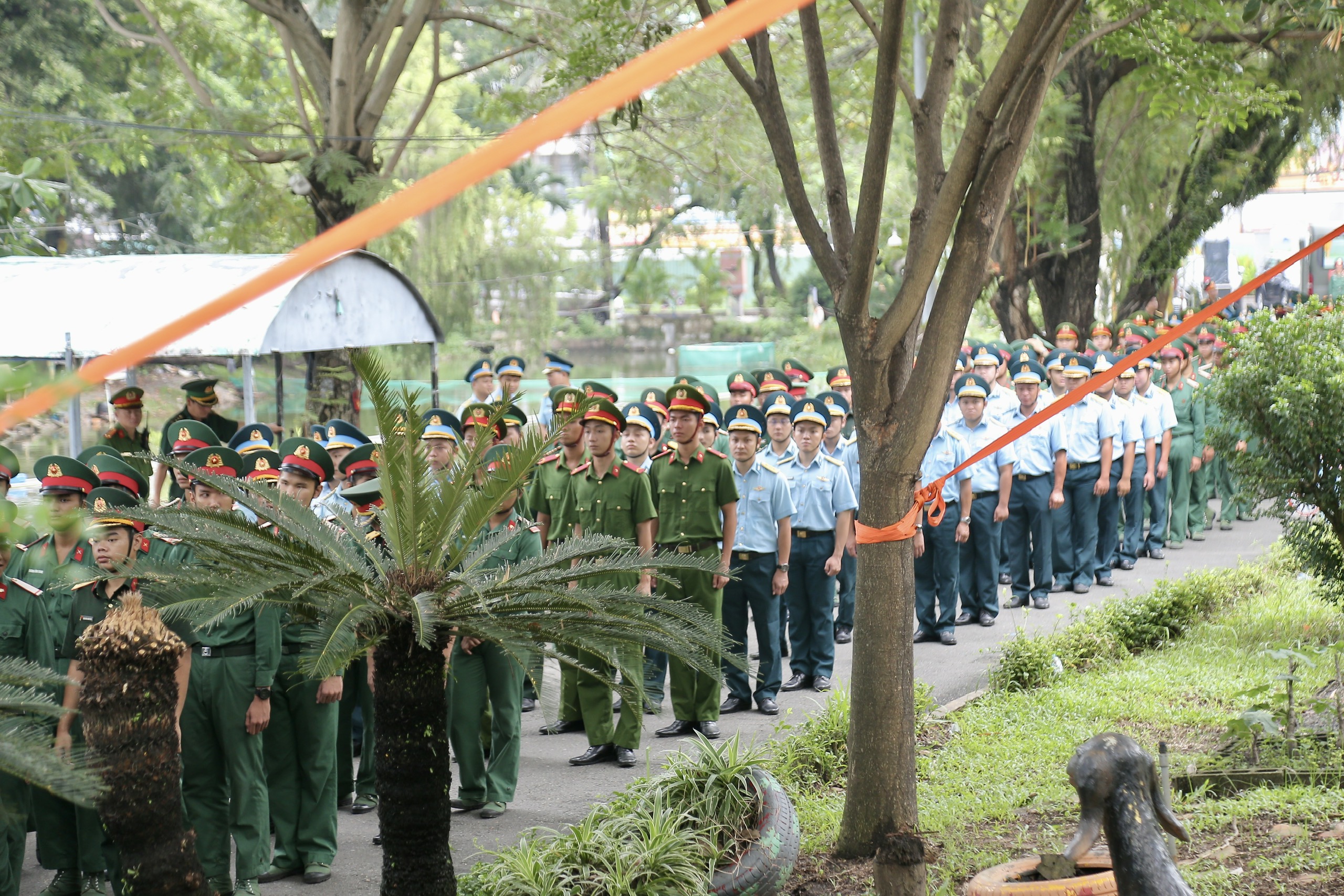 TP.HCM sơ duyệt lần hai lễ truy điệu, an t&aacute;ng 731 h&agrave;i cốt liệt sĩ - Ảnh 9.