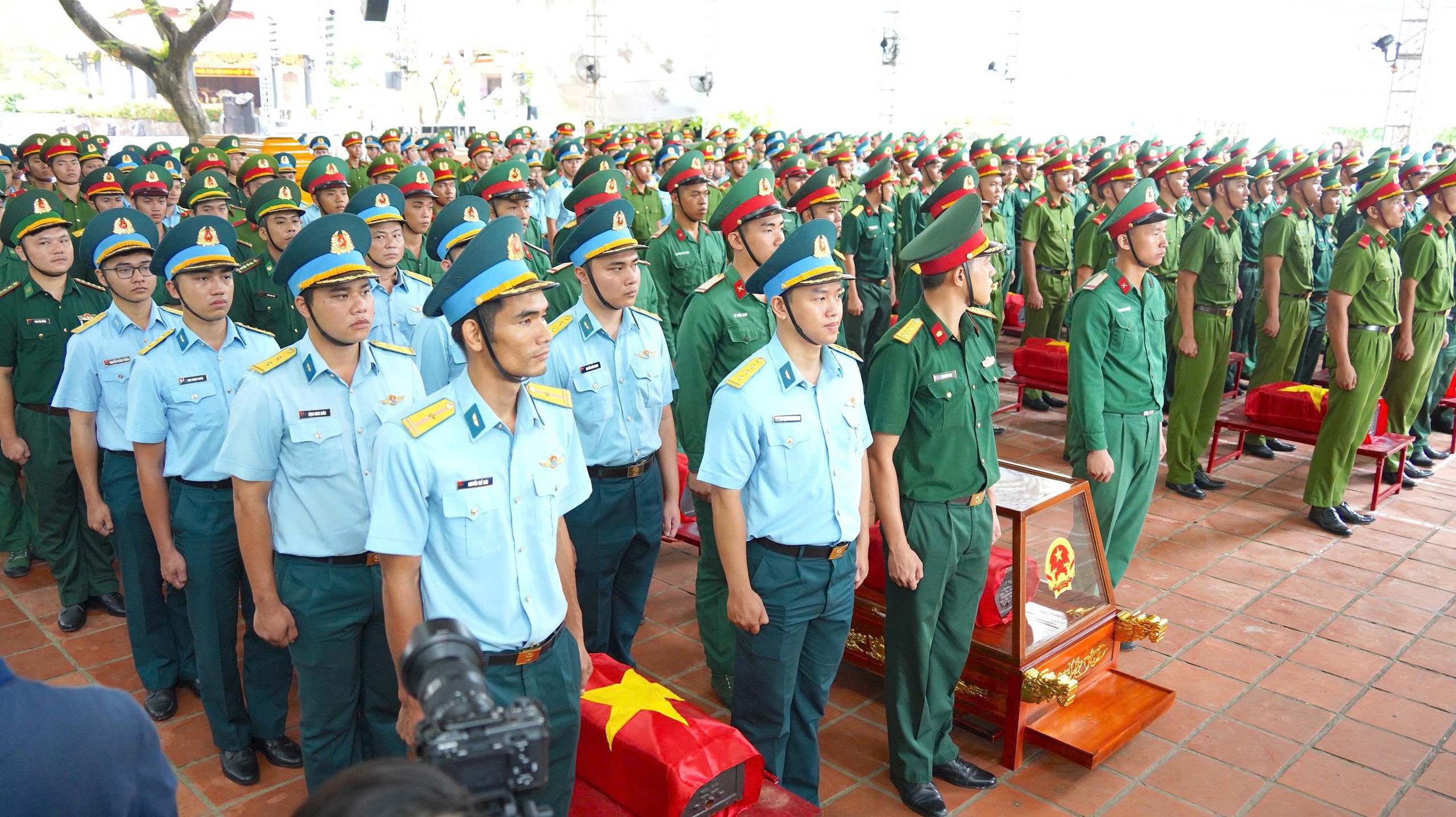 TP.HCM sơ duyệt lần hai lễ truy điệu, an t&aacute;ng 731 h&agrave;i cốt liệt sĩ - Ảnh 7.