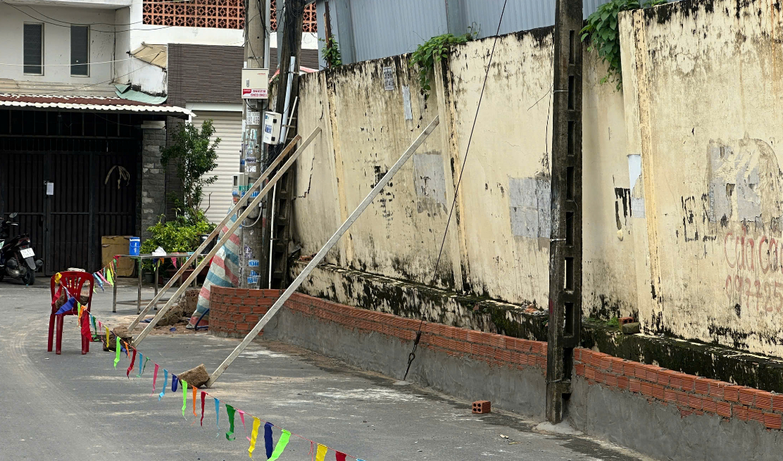 Vỡ tường r&agrave;o dự &aacute;n chung cư ở Đồng Nai: Xử l&yacute;, b&aacute;o c&aacute;o trước ng&agrave;y 13/10- Ảnh 3.