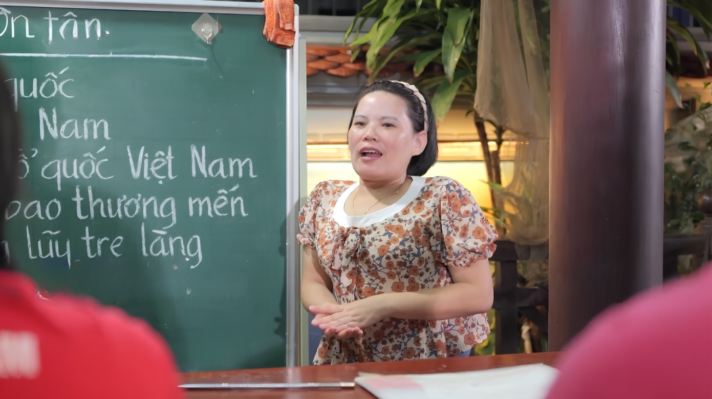 Đỗ Thị Huế: Từ điểm tựa gia đ&igrave;nh đến h&agrave;nh tr&igrave;nh x&acirc;y dựng cộng đồng tự tin, tự lập - Ảnh 1.