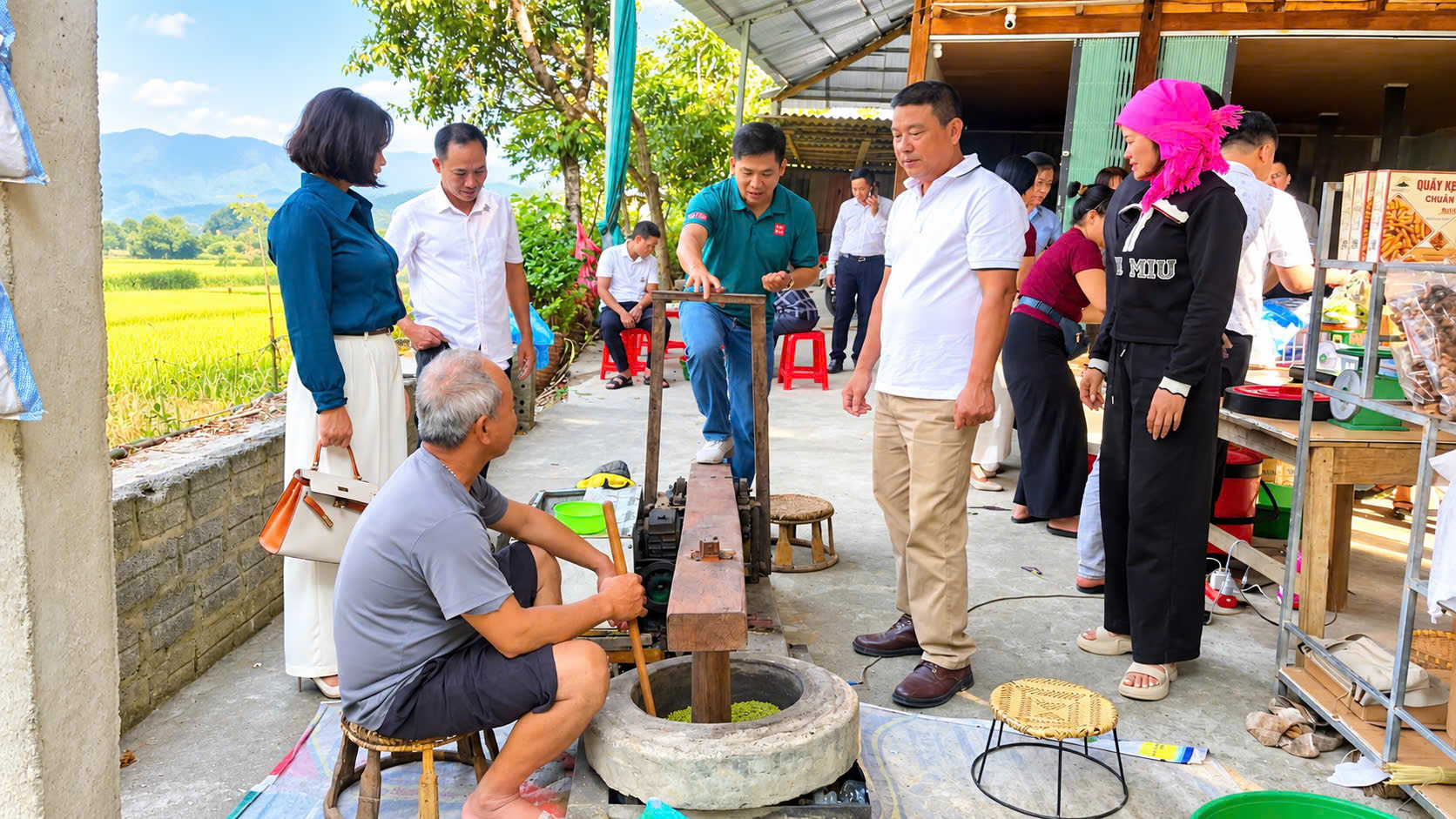 Về Tú Lệ, xem người Thái giữ nghề làm cốm truyền thống, lưu hương vị núi rừng- Ảnh 13.