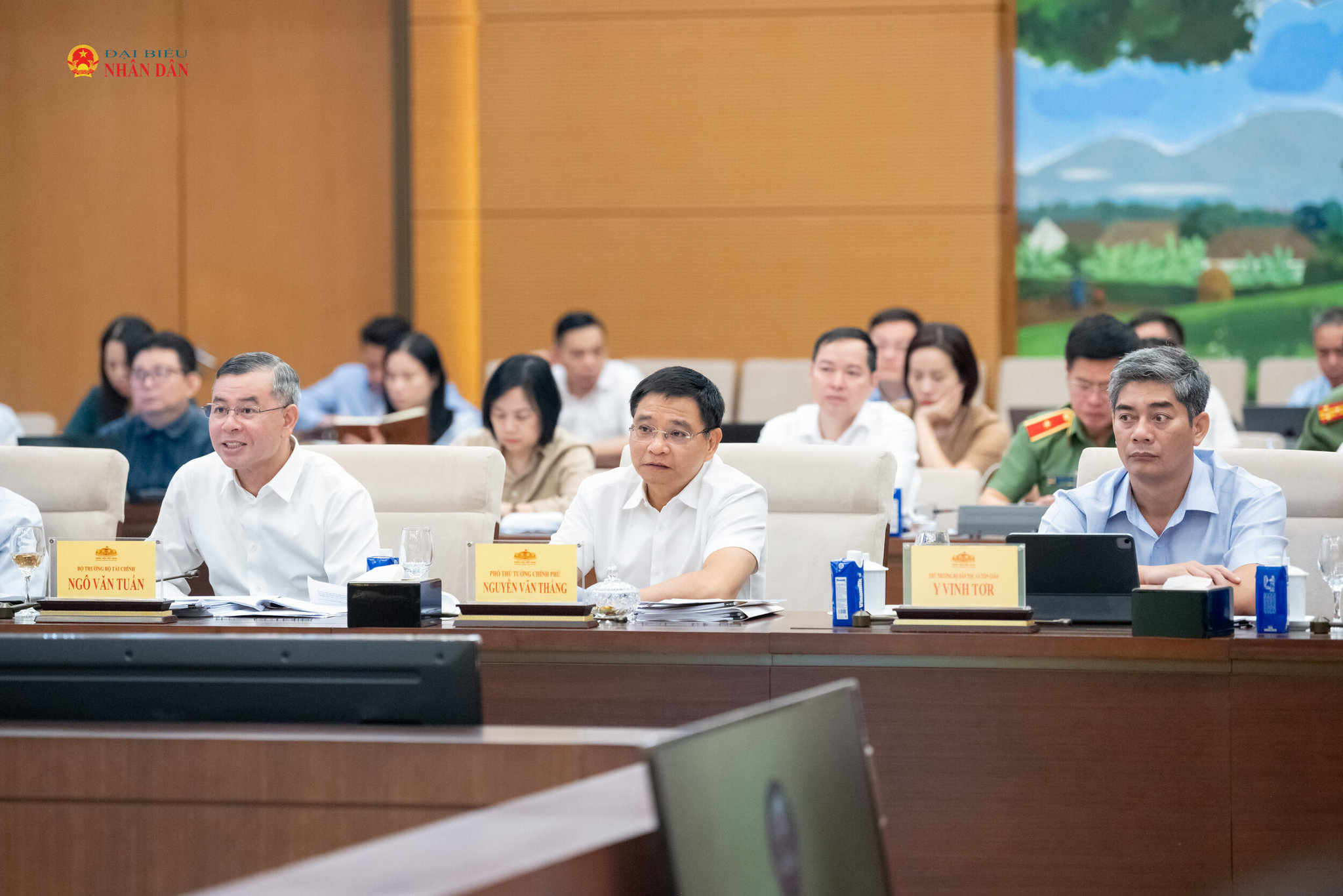 Đề nghị Ch&iacute;nh phủ tập trung kiểm so&aacute;t lạm ph&aacute;t, giữ vững ổn định kinh tế vĩ m&ocirc; - Ảnh 2.