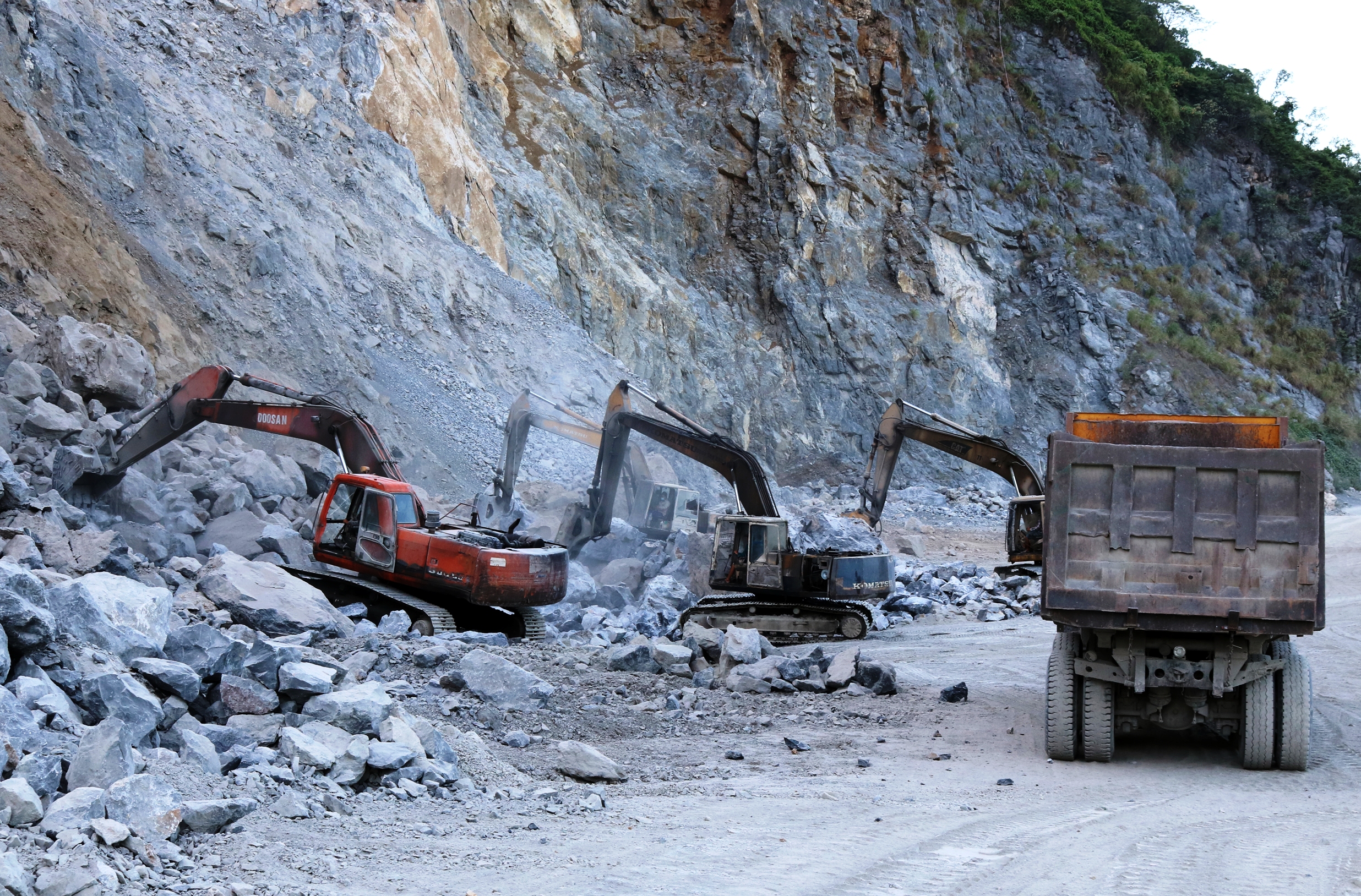 Nhu cầu đ&aacute; x&acirc;y dựng c&oacute; thể l&ecirc;n 6,56 triệu m&sup3;/năm, Quảng Trị t&iacute;nh c&aacute;ch n&agrave;o?- Ảnh 3.