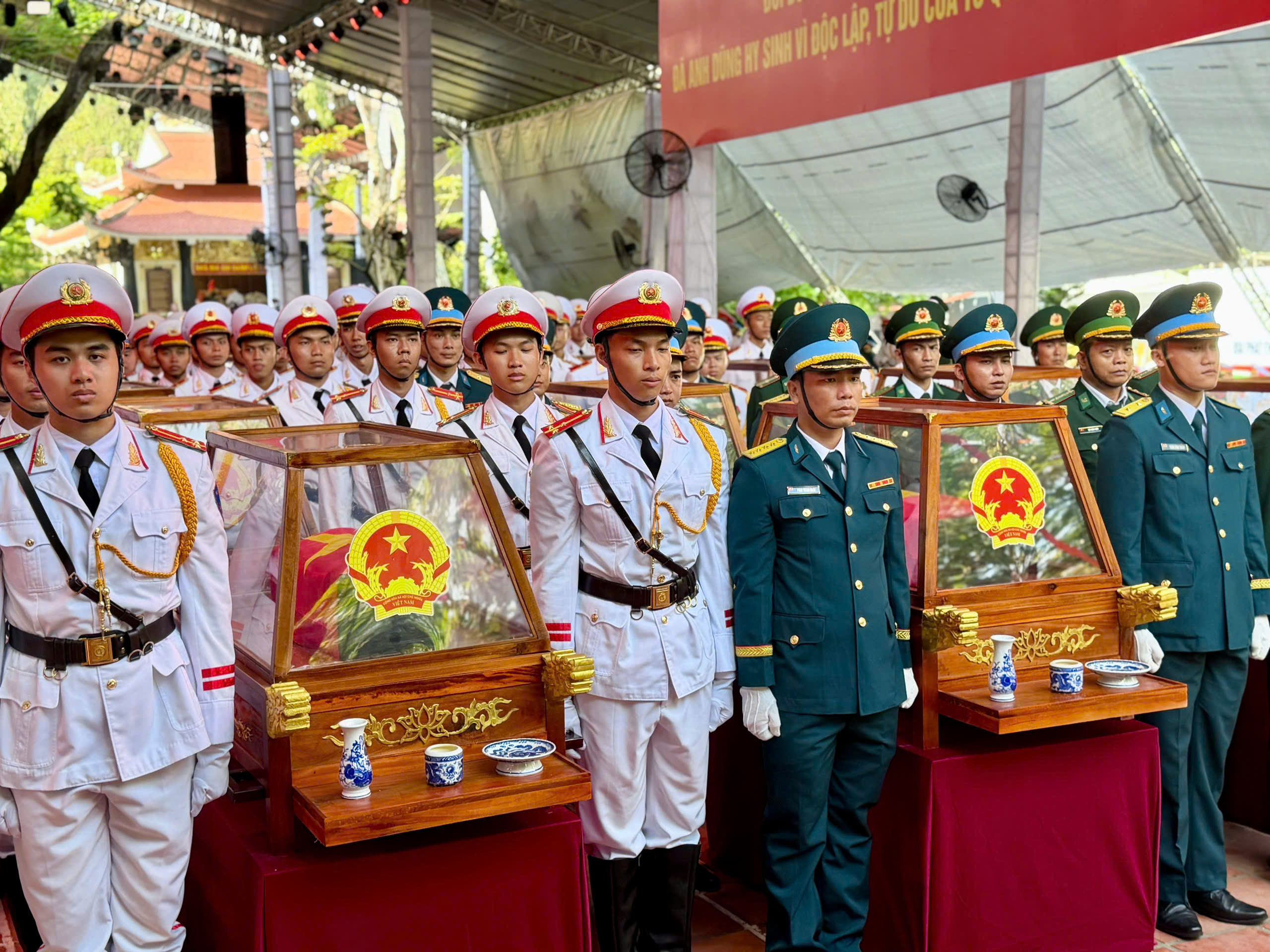 TP.HCM tổng duyệt lễ truy điệu, an t&aacute;ng 731 h&agrave;i cốt liệt sĩ - Ảnh 8.