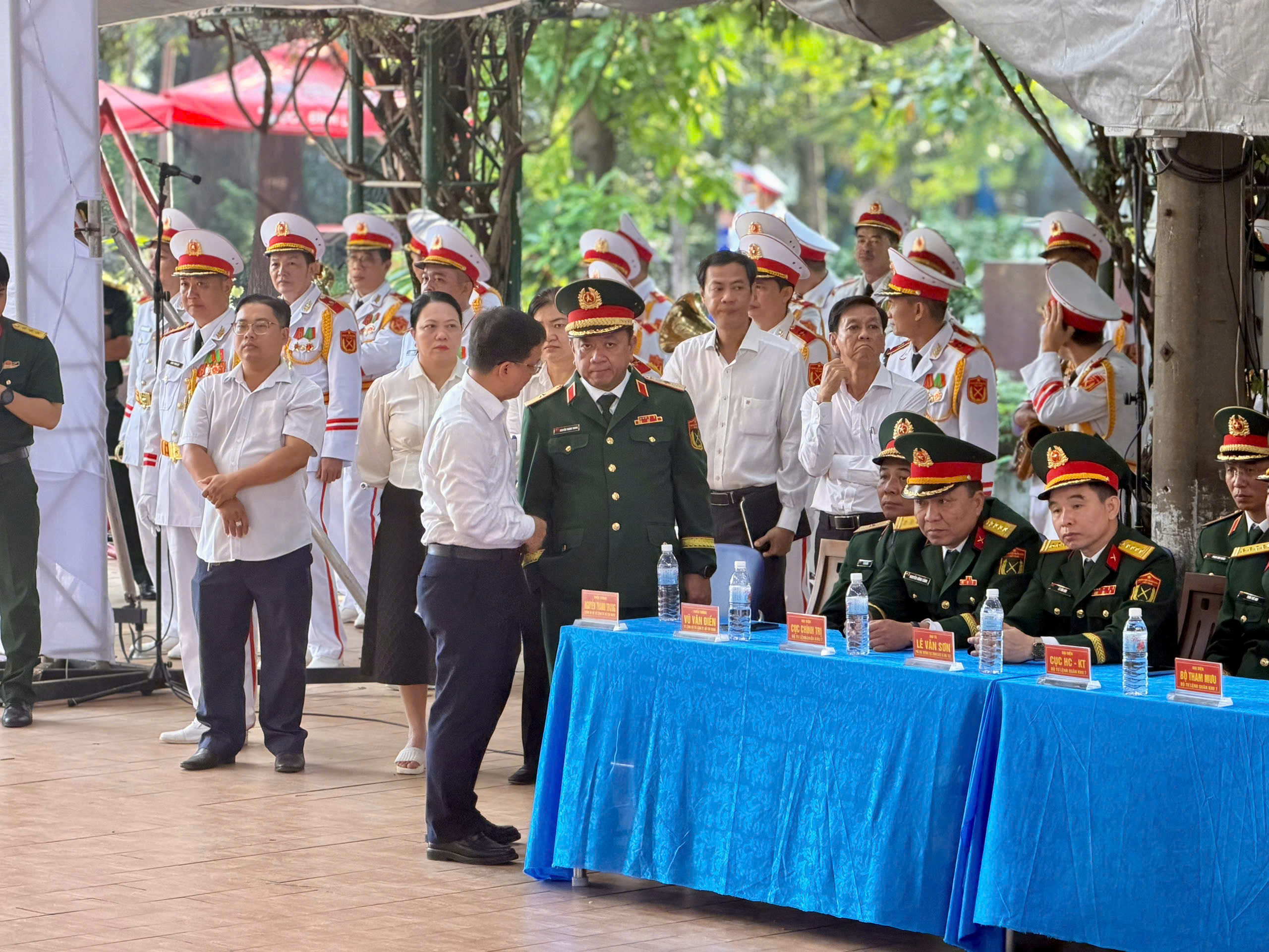 TP.HCM tổng duyệt lễ truy điệu, an t&aacute;ng 731 h&agrave;i cốt liệt sĩ - Ảnh 2.