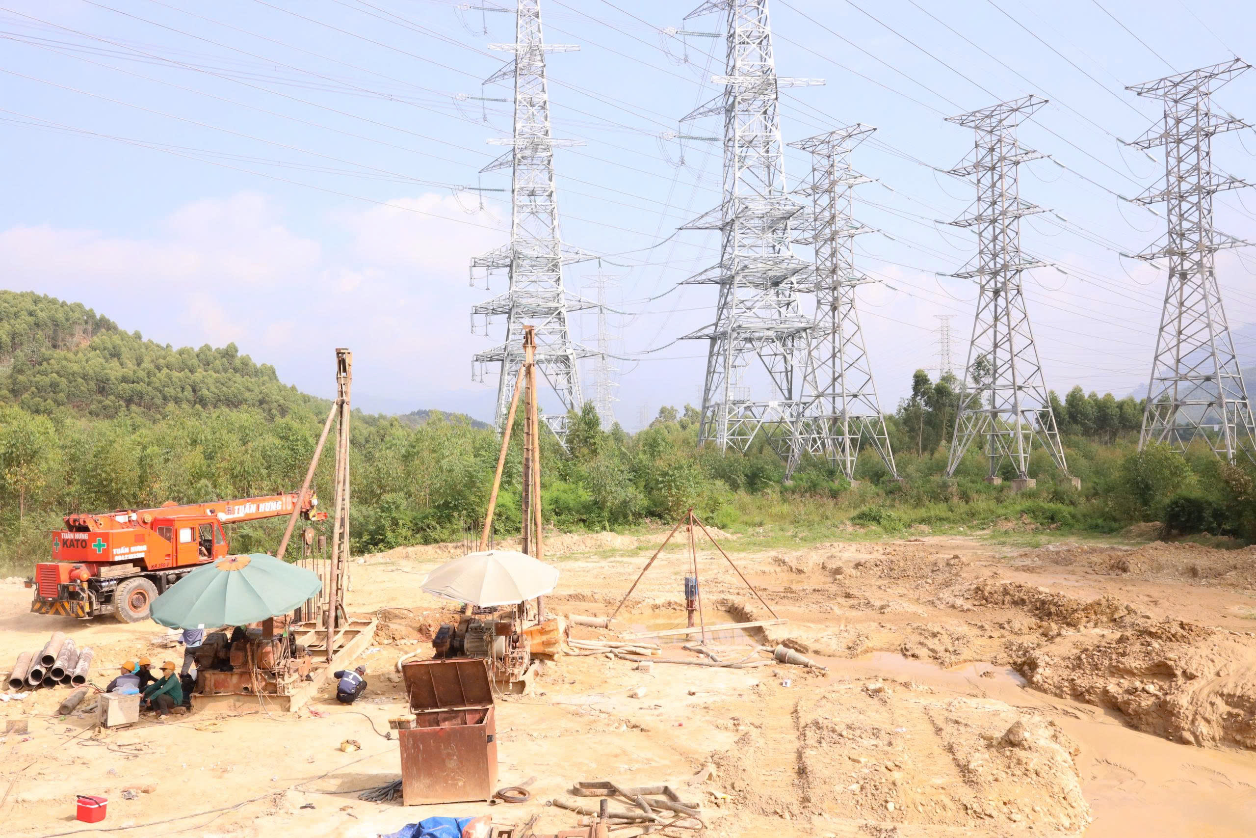 Ph&uacute; Thọ siết tiến độ, th&uacute;c giải ng&acirc;n vốn đầu tư c&ocirc;ng  c&aacute;c dự &aacute;n giao th&ocirc;ng- Ảnh 2.