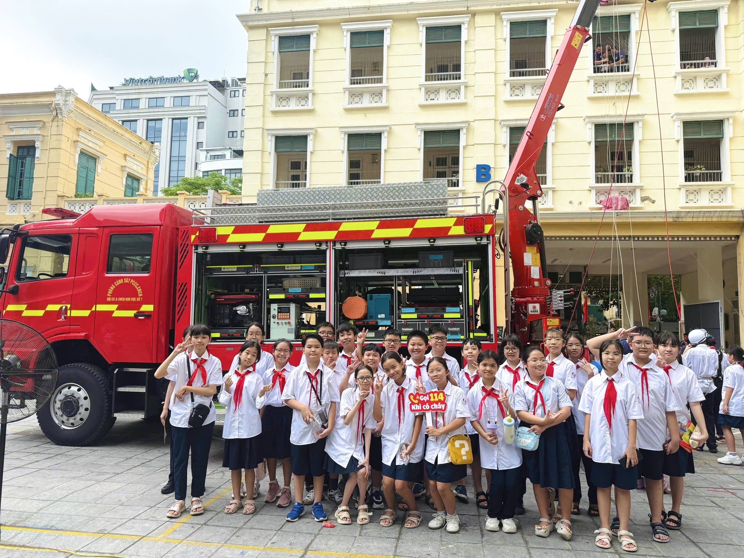 H&agrave; Nội: Trường học tăng cường gi&aacute;o dục, thực h&agrave;nh kỹ năng an to&agrave;n cho học sinh- Ảnh 14.
