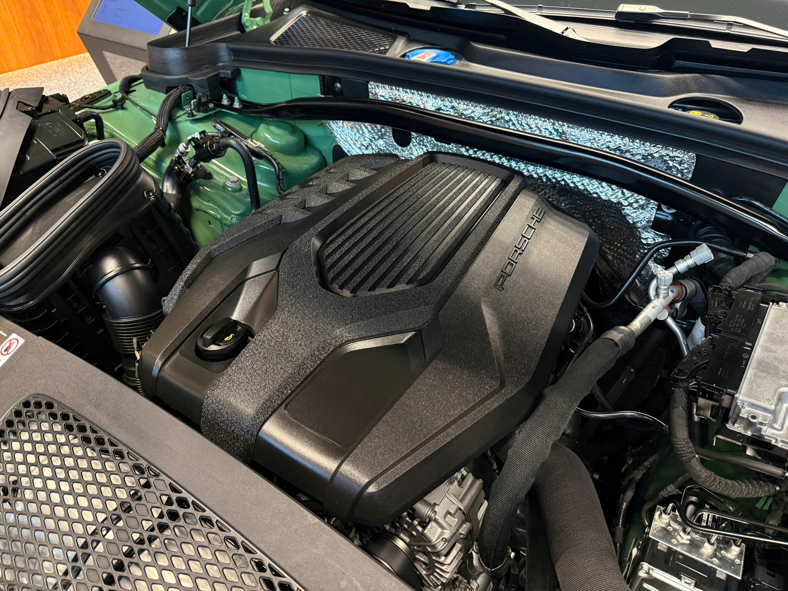 Cận cảnh hai chiếc Porsche Macan độc bản tại Hà Nội- Ảnh 18.