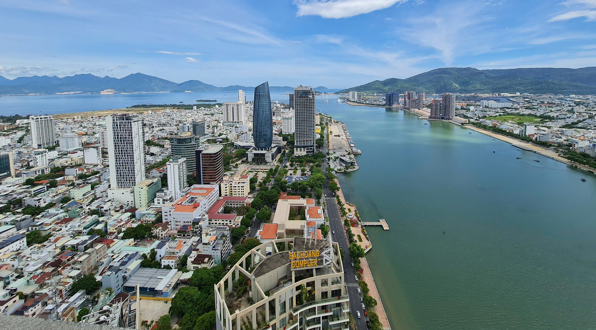 Dự thảo Luật Kinh doanh bất động sản (sửa đổi): Triệt để ph&acirc;n cấp, cắt giảm tối đa thủ tục - Ảnh 2.